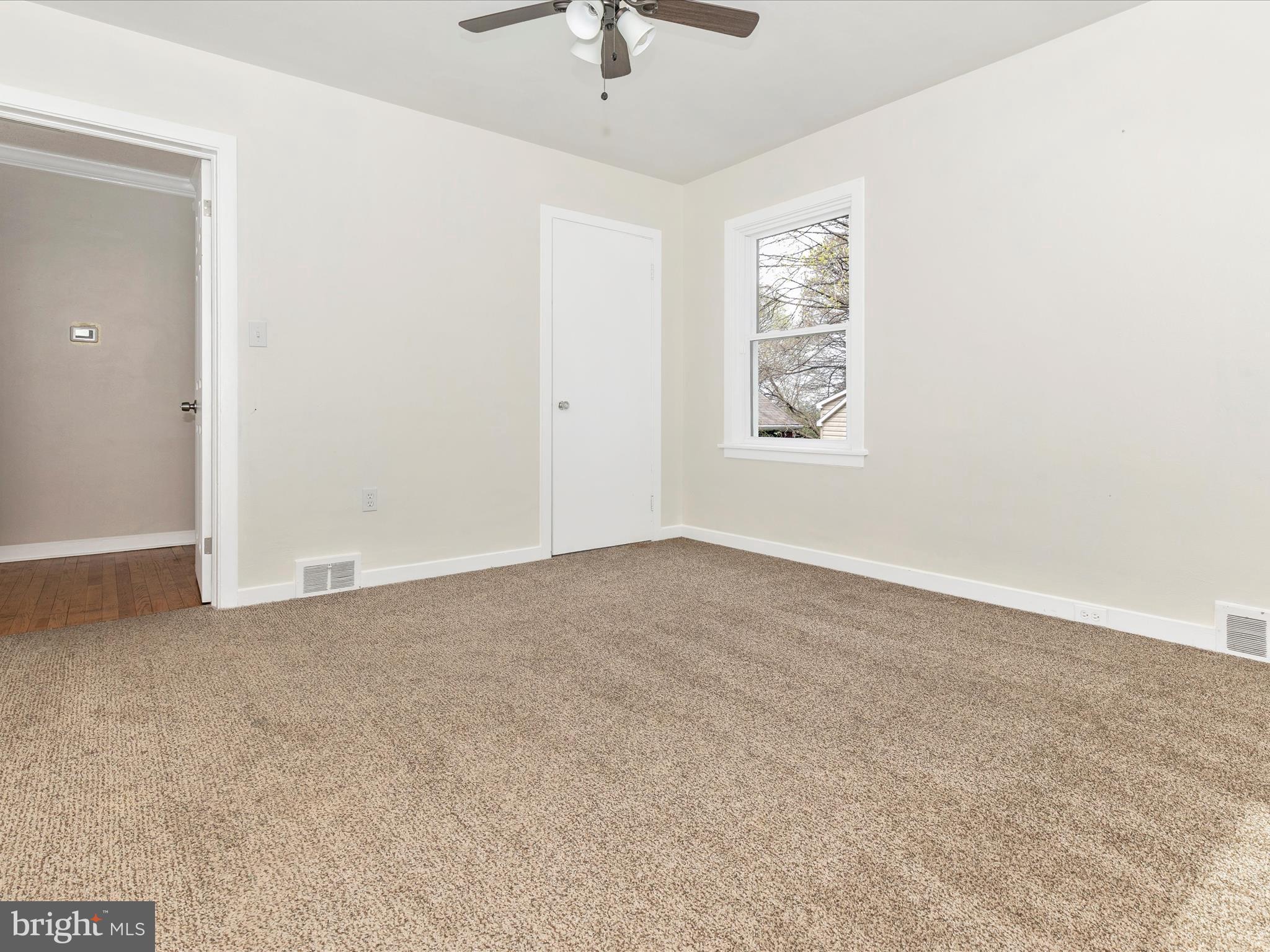 YELLOW SPRINGS - Residential