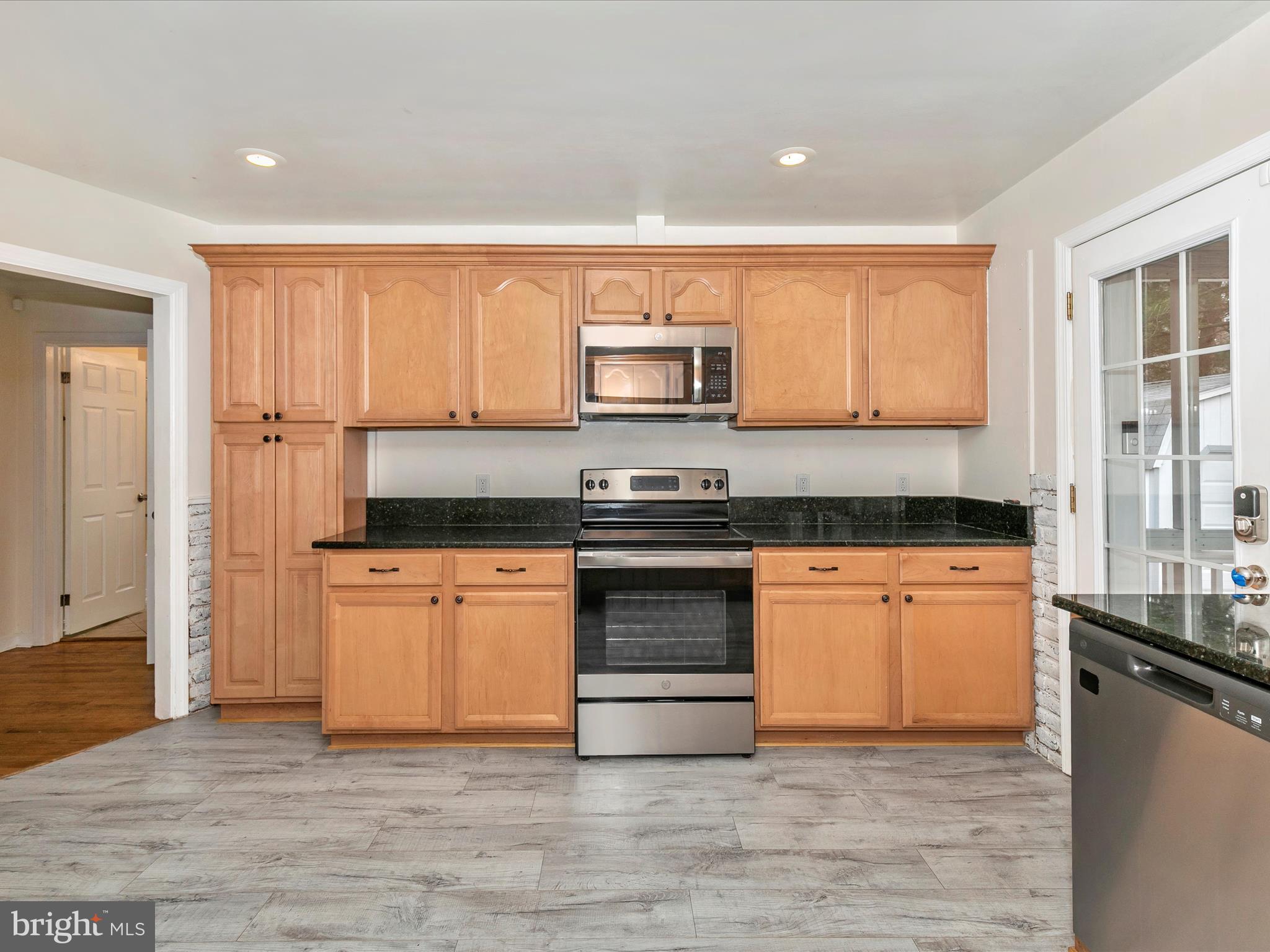 YELLOW SPRINGS - Residential