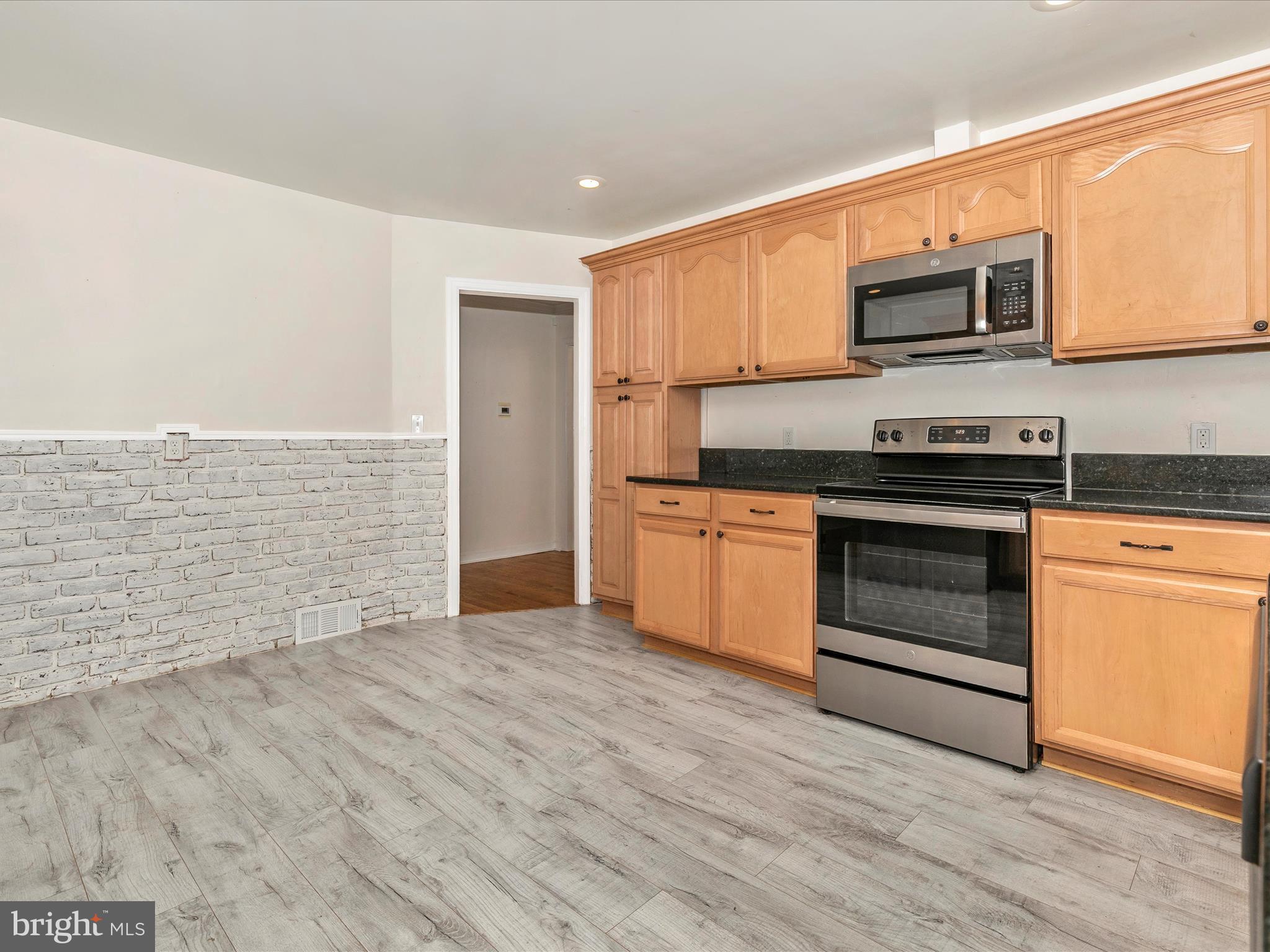 YELLOW SPRINGS - Residential