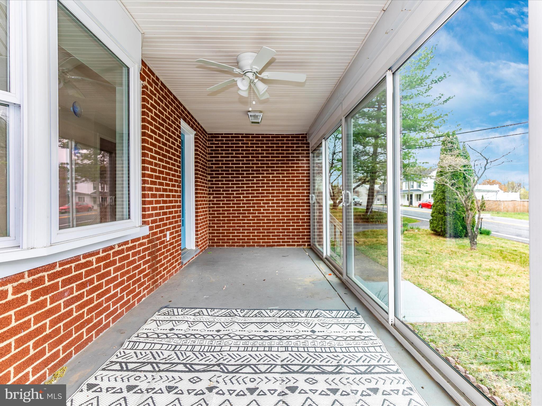 YELLOW SPRINGS - Residential