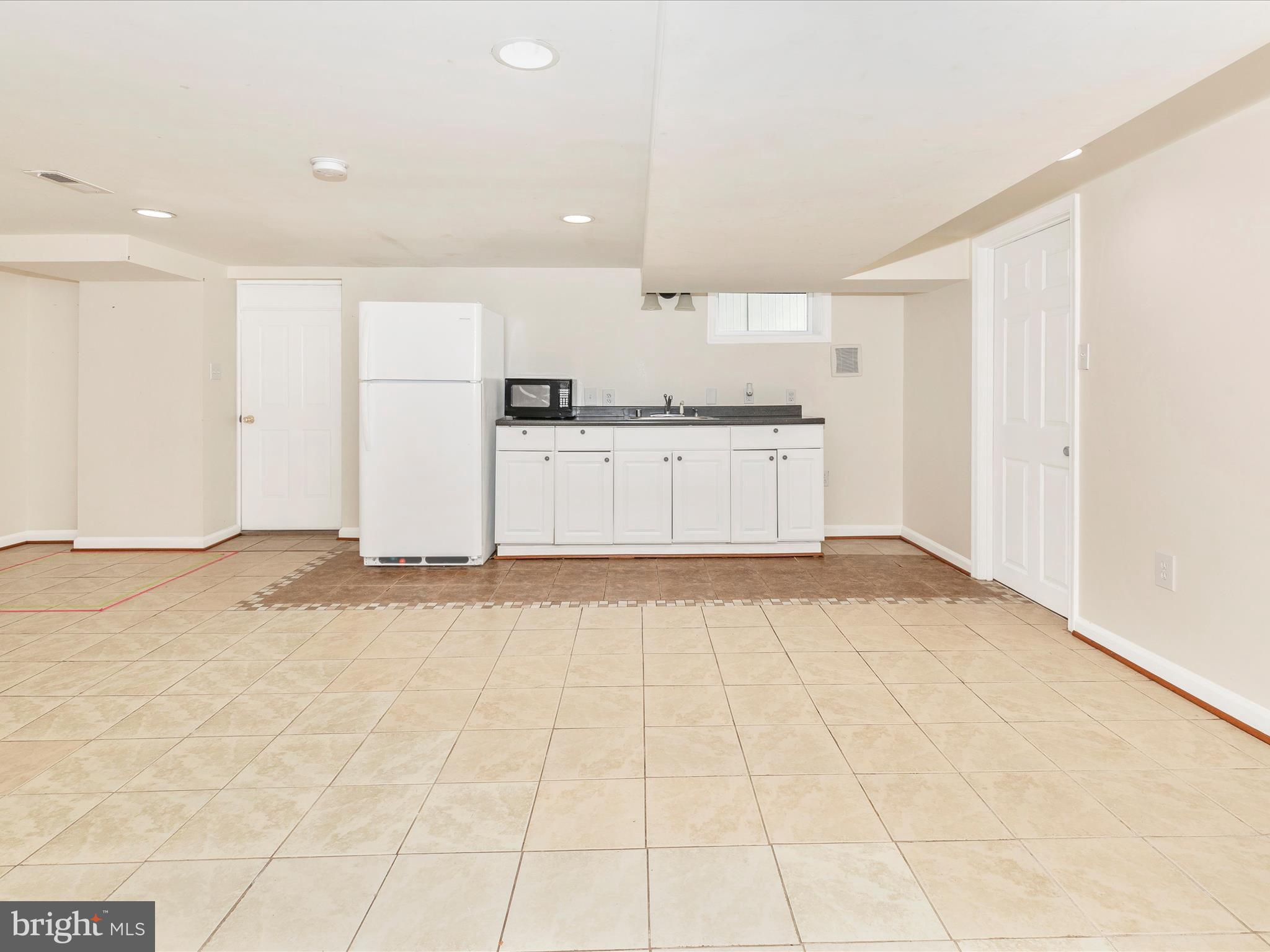 YELLOW SPRINGS - Residential