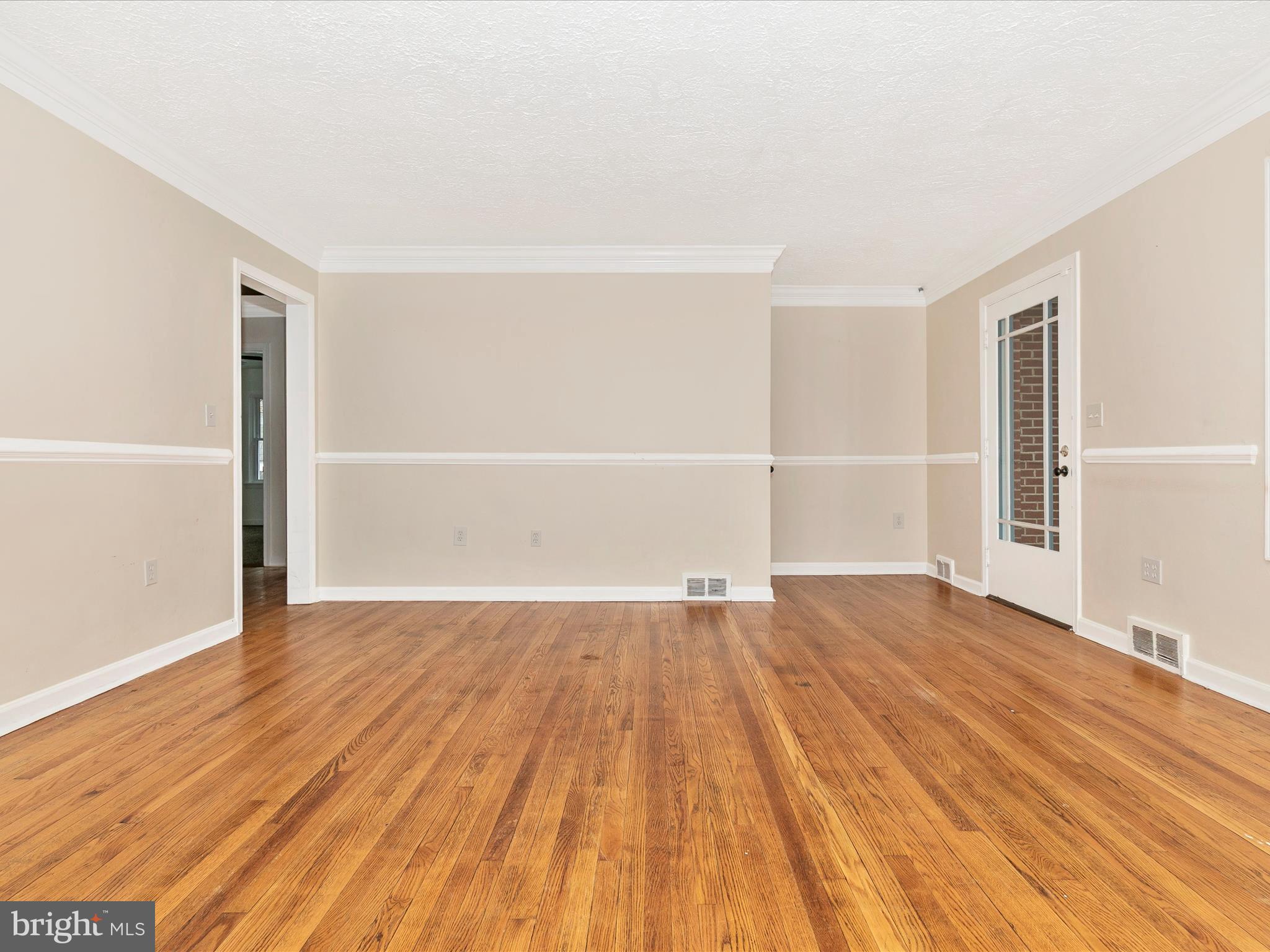 YELLOW SPRINGS - Residential