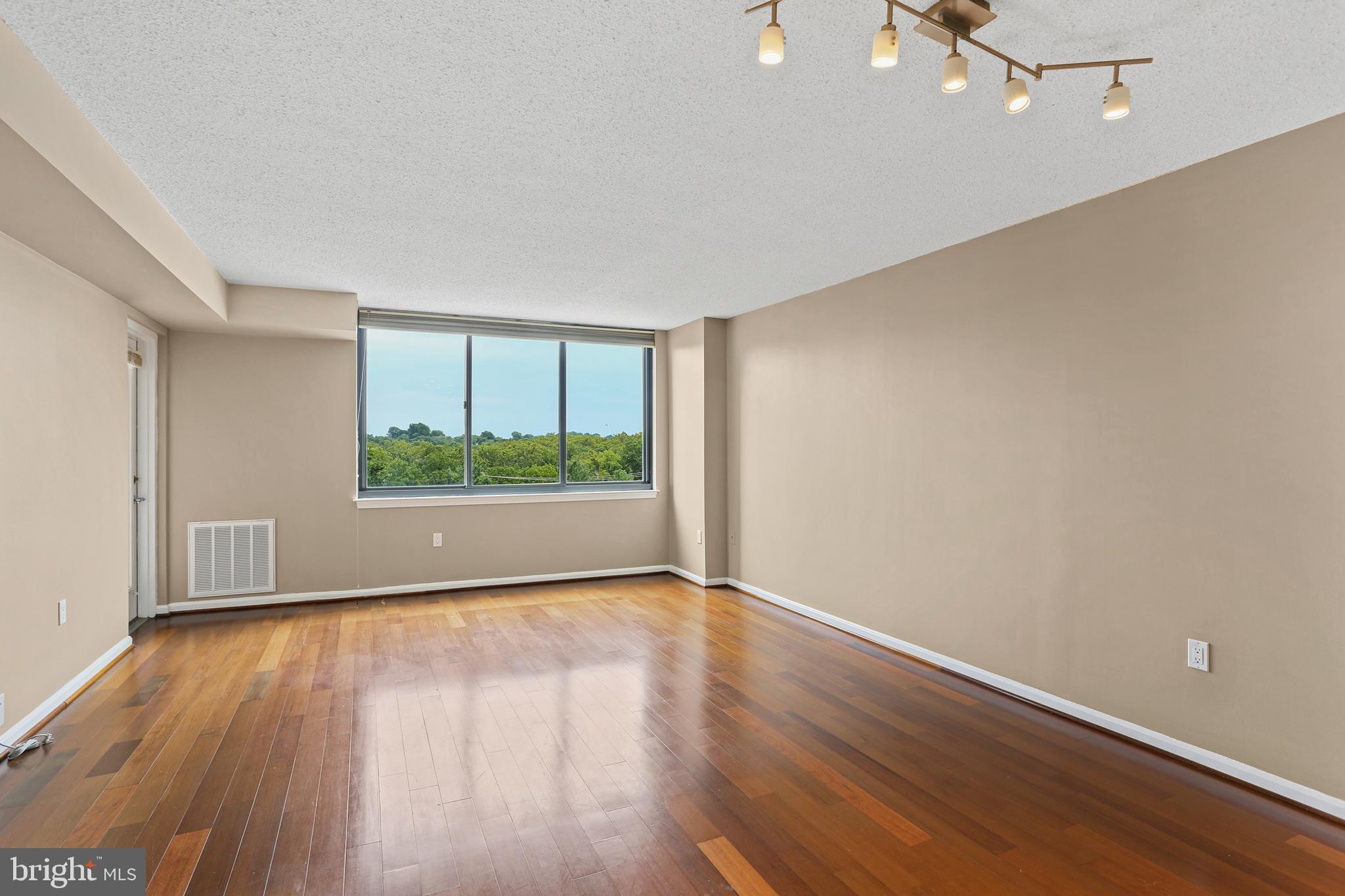 GROSVENOR - Residential