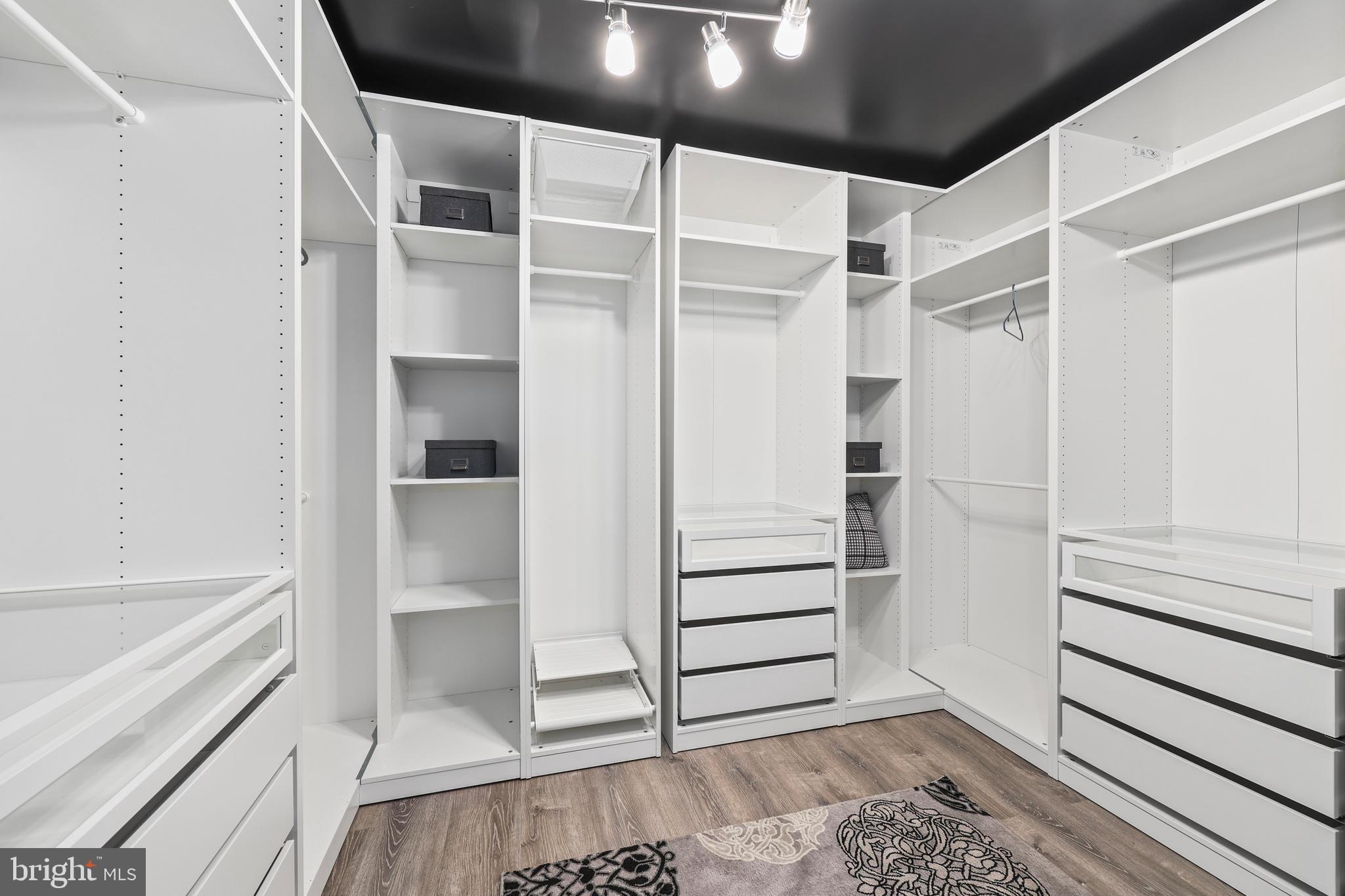 MARSH RUN ESTATES - Residential