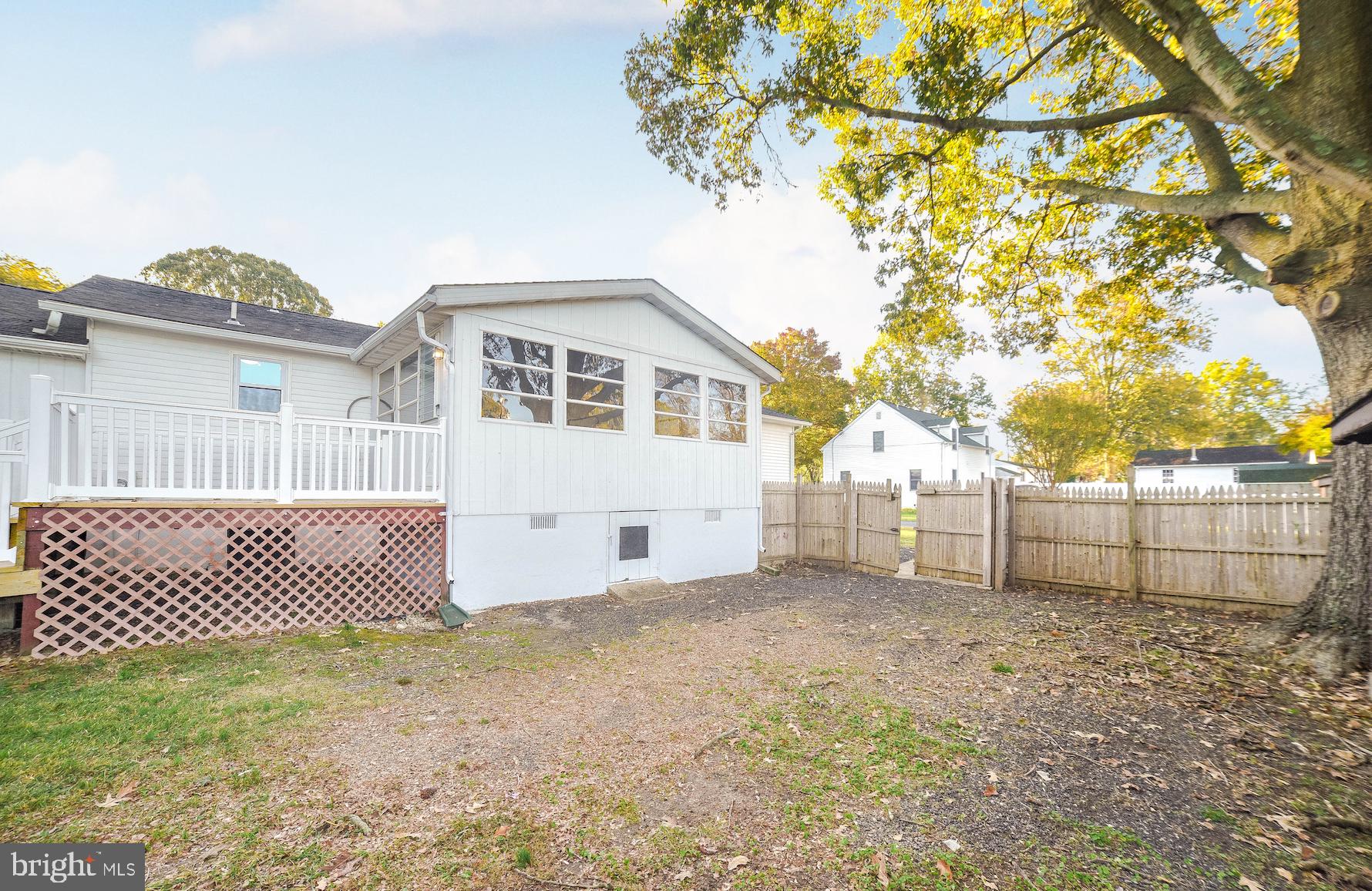 SAINT CLEMENTS SHORES - Residential