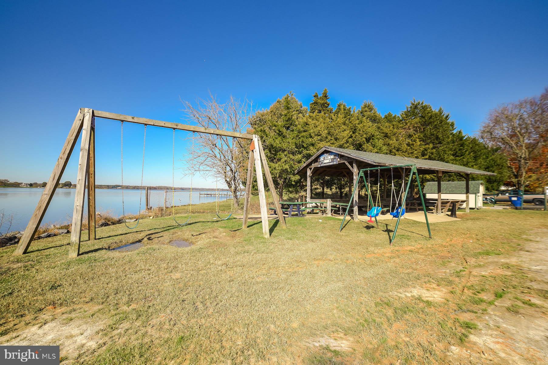 SAINT CLEMENTS SHORES - Residential