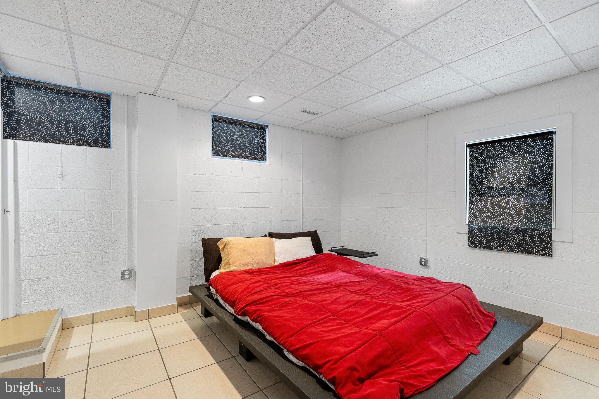 GARRISONVILLE ESTATES - Residential Lease