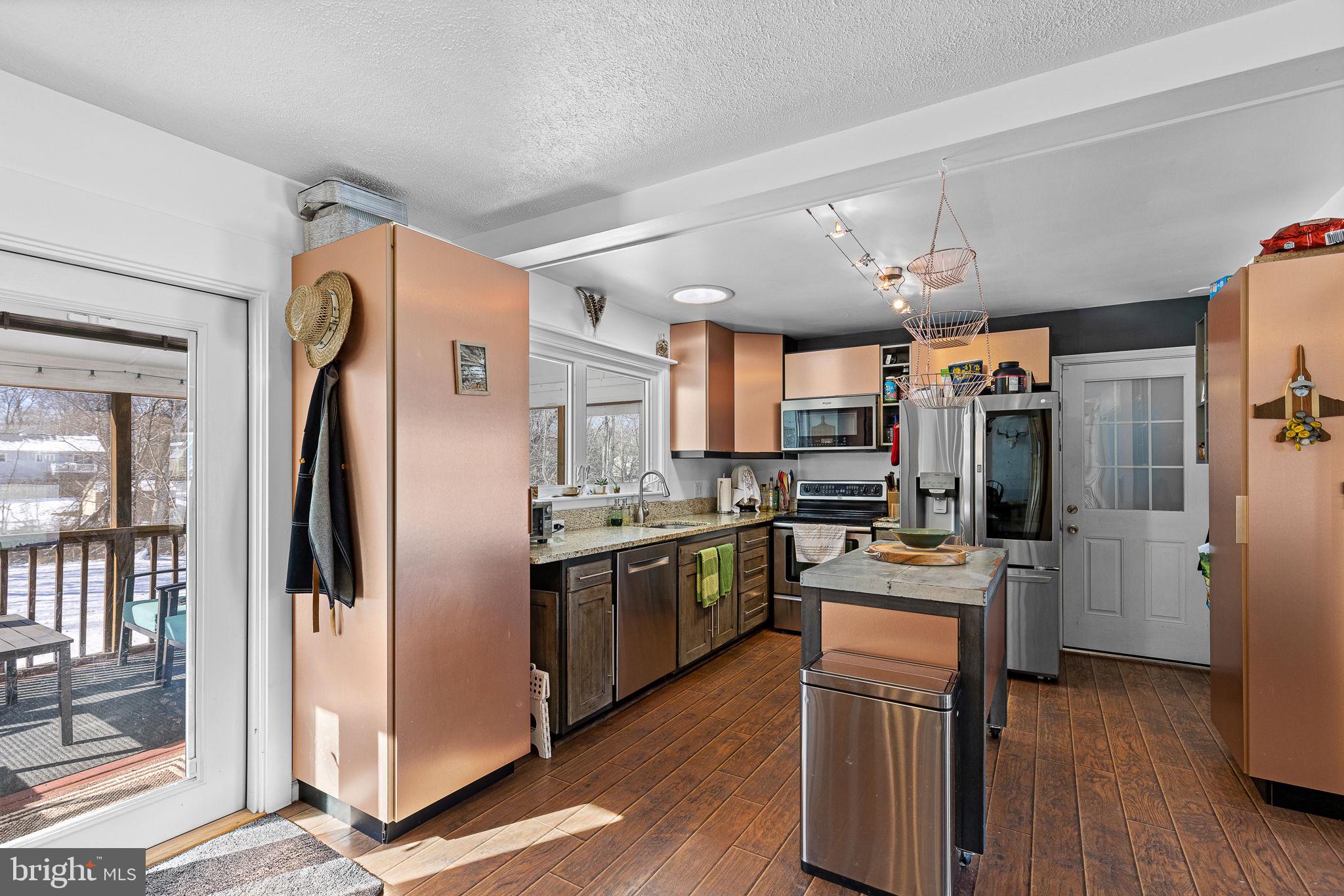 GARRISONVILLE ESTATES - Residential Lease