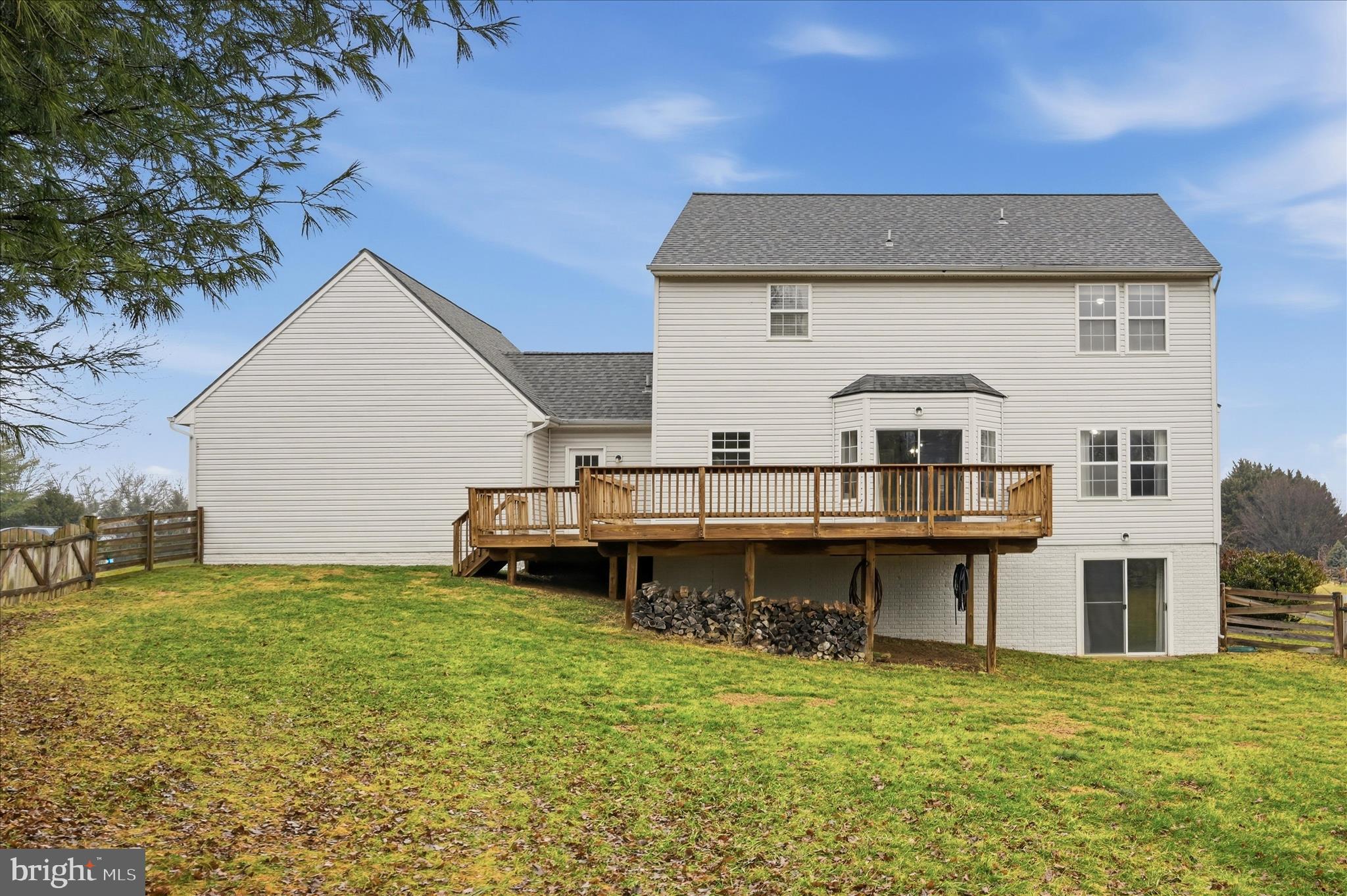 GAP VIEW VILLAGE - Residential