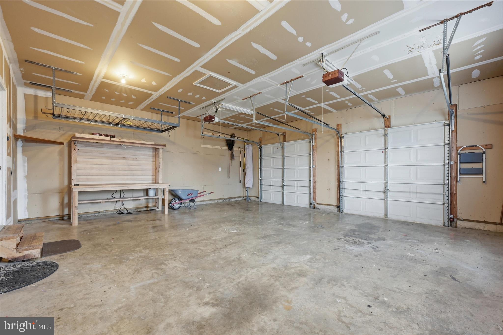 GAP VIEW VILLAGE - Residential