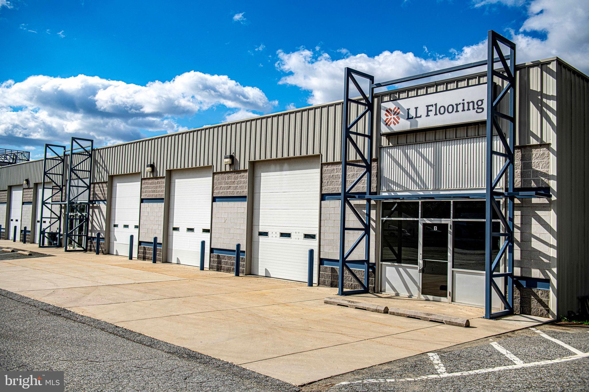 Excellent retail and warehouse space available on Route 40. Can reduce square footage down to 3,300 square feet. Appro.x 1,100 square feet of retail area remainder warehouse space. Retail service entrance and 3 overhead doors. Please call for details.