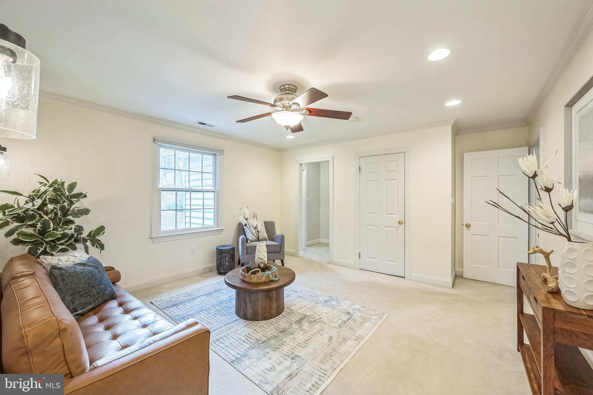 100 ACRE WOODS - Residential