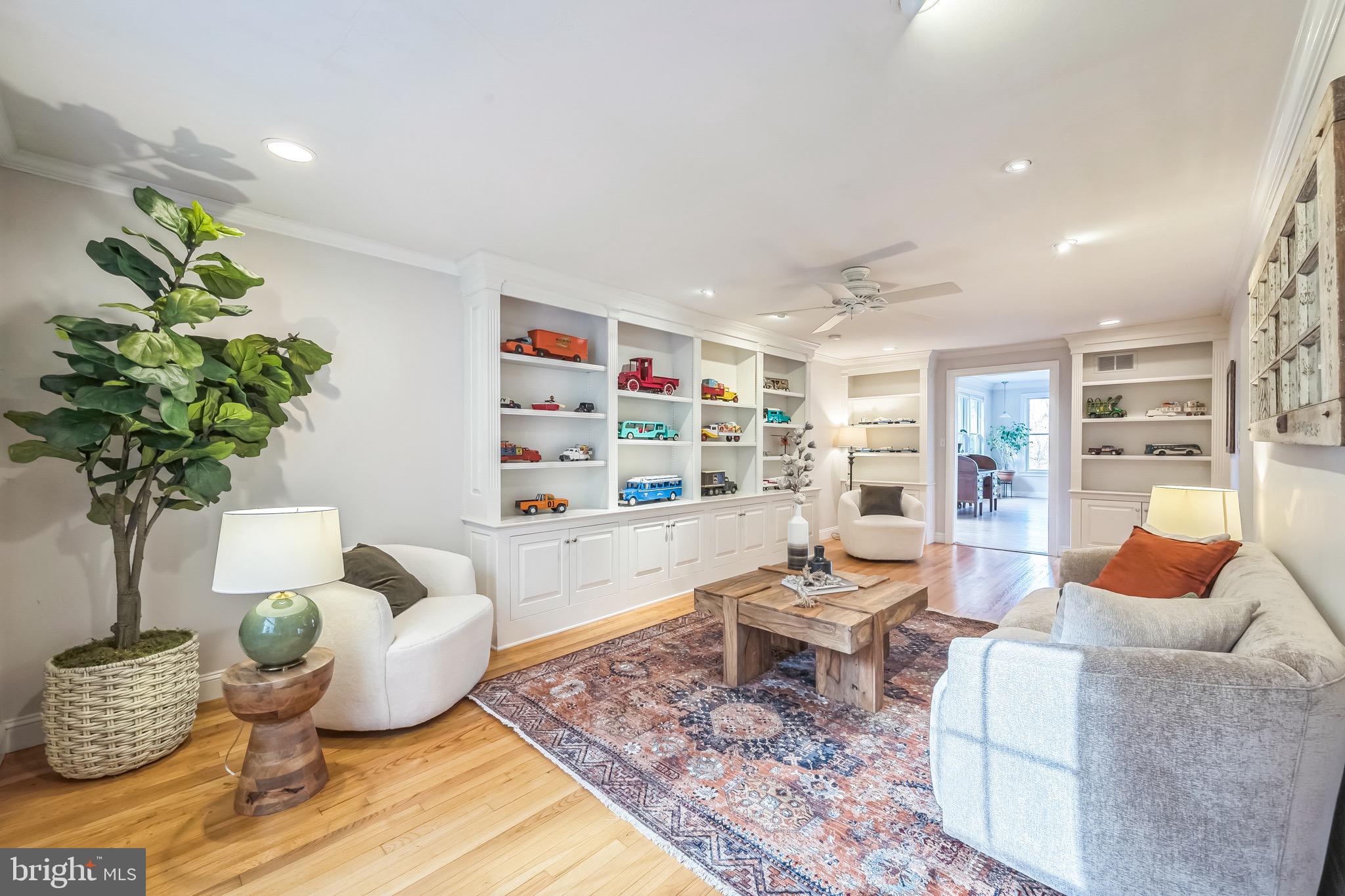 100 ACRE WOODS - Residential