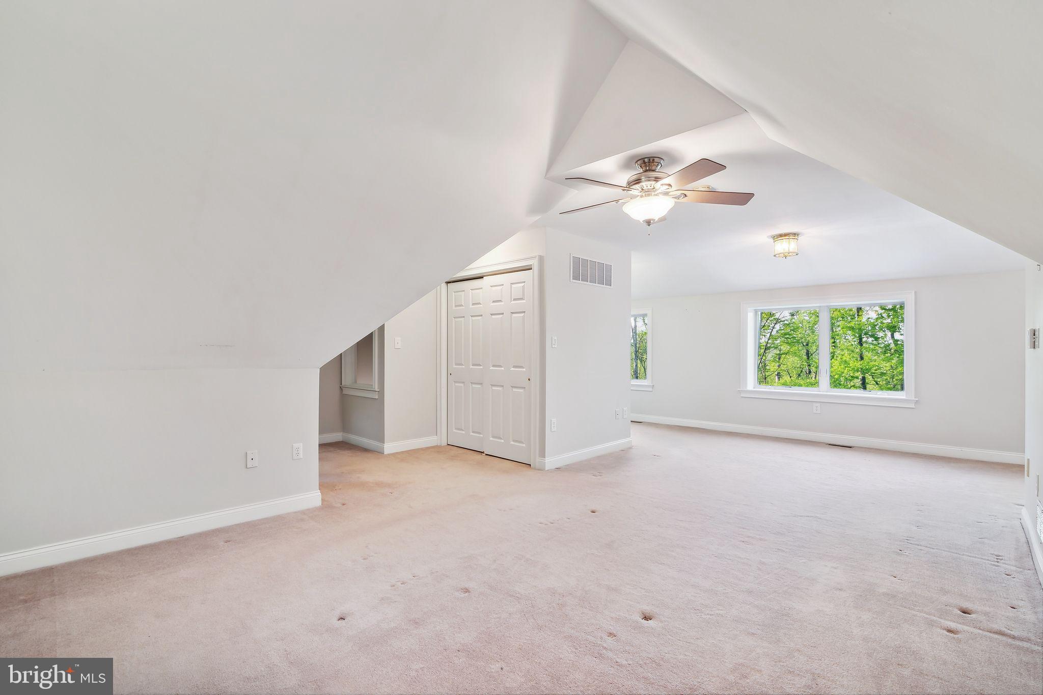 100 ACRE WOODS - Residential