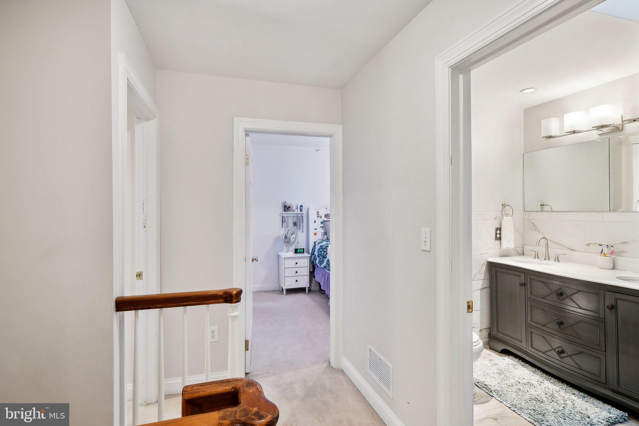 100 ACRE WOODS - Residential