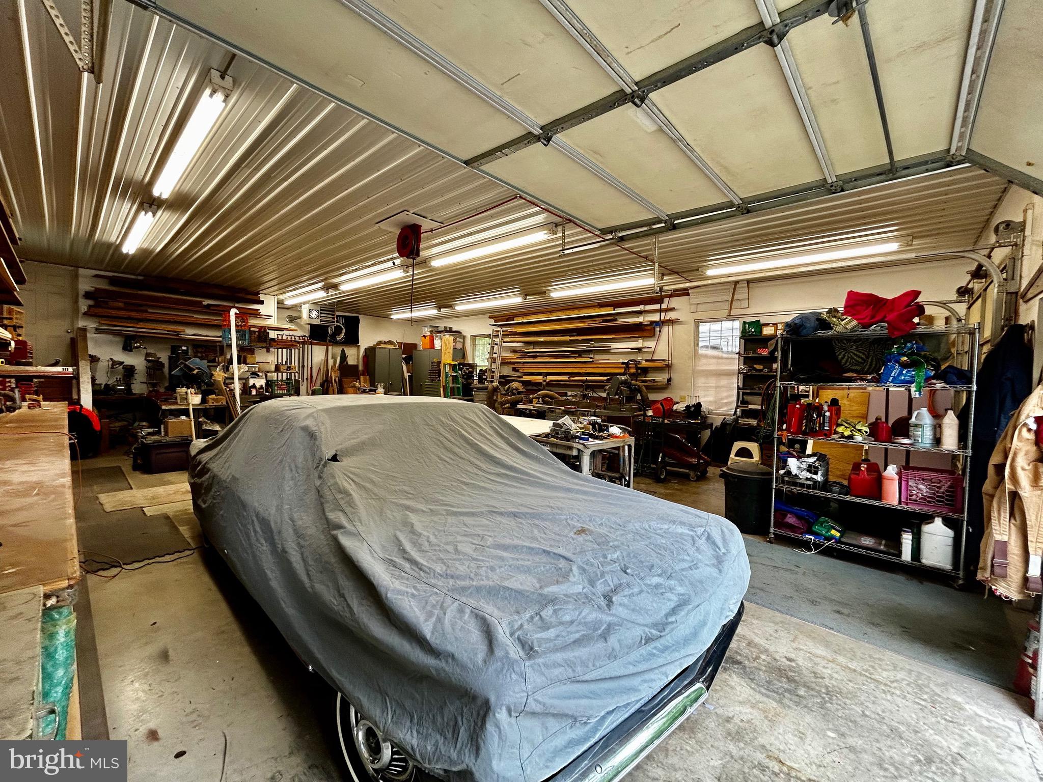 100 ACRE WOODS - Residential