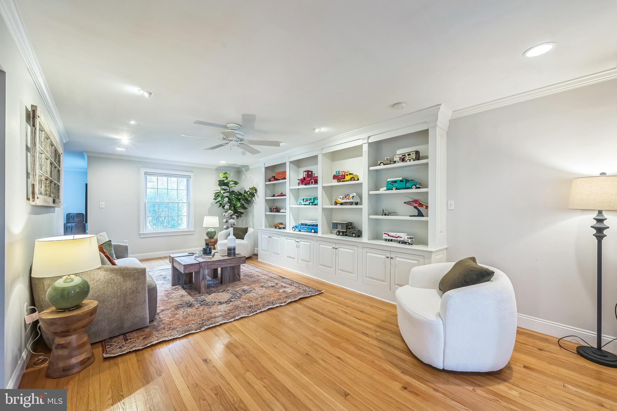 100 ACRE WOODS - Residential