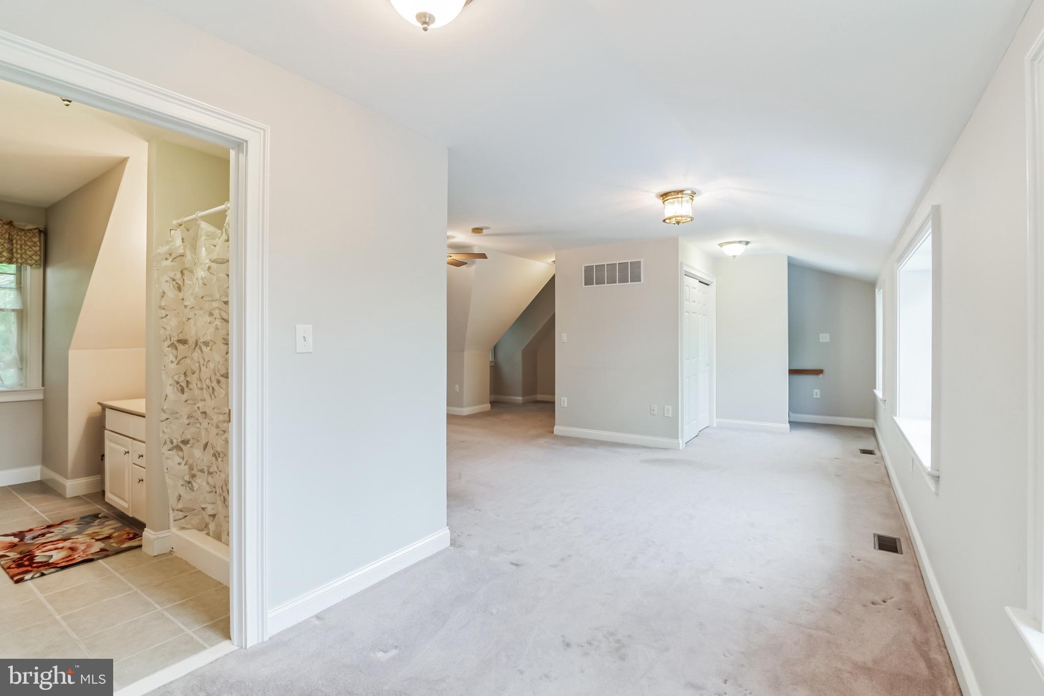 100 ACRE WOODS - Residential