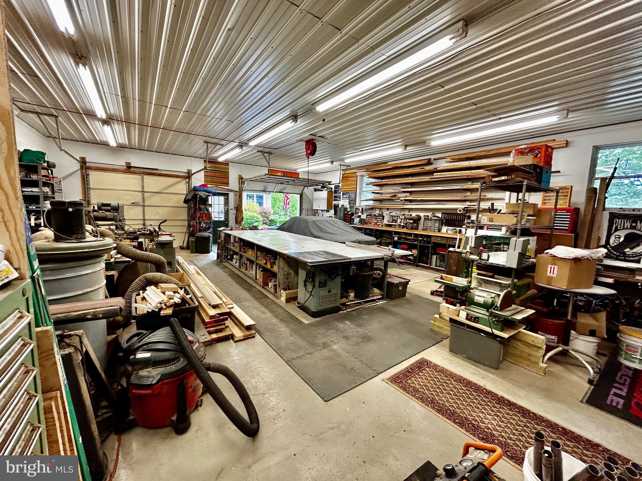 100 ACRE WOODS - Residential