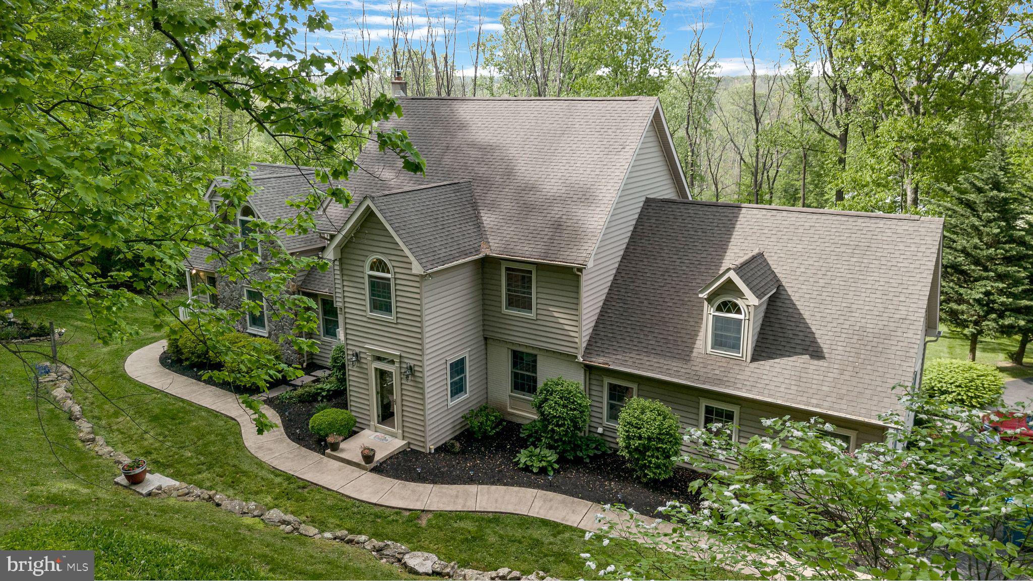 100 ACRE WOODS - Residential