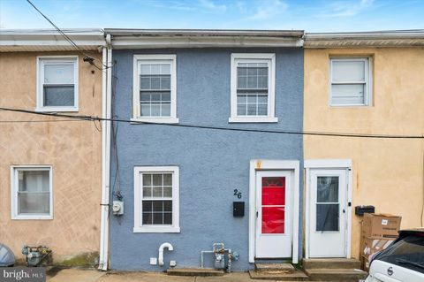 26 N 10TH STREET DARBY PA 19023