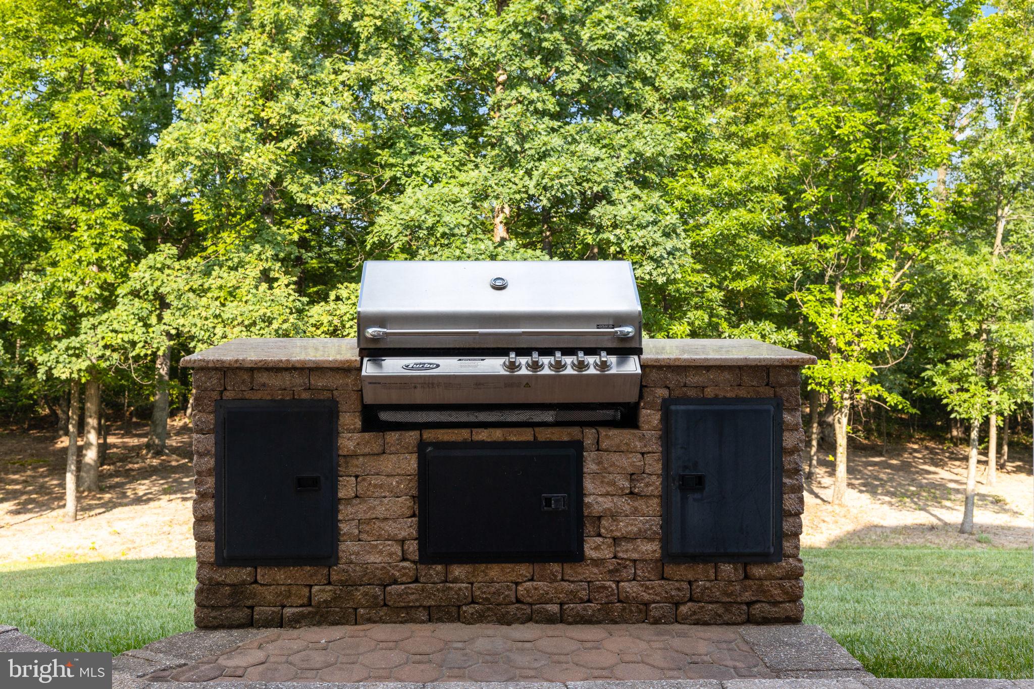 ESTATES OF FOREST RIDGE - Residential