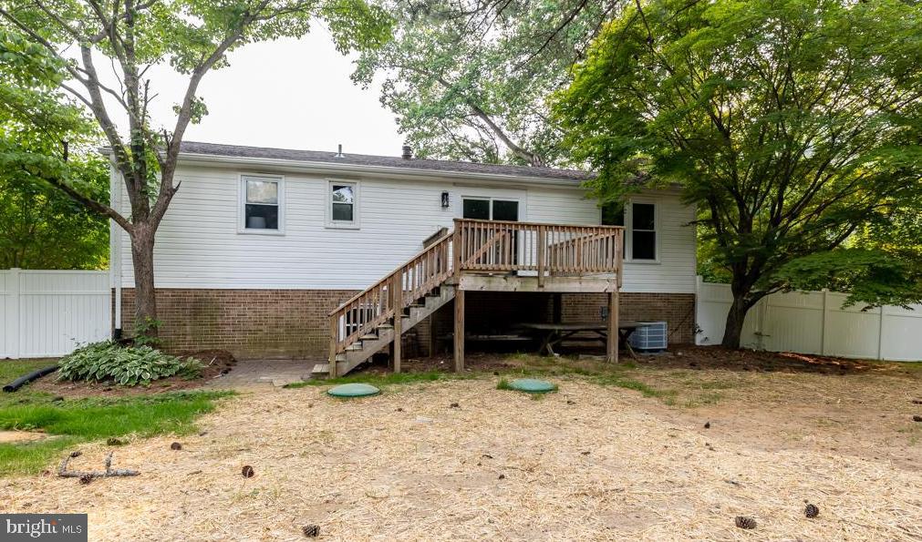 RUSTIC HILLS - Residential