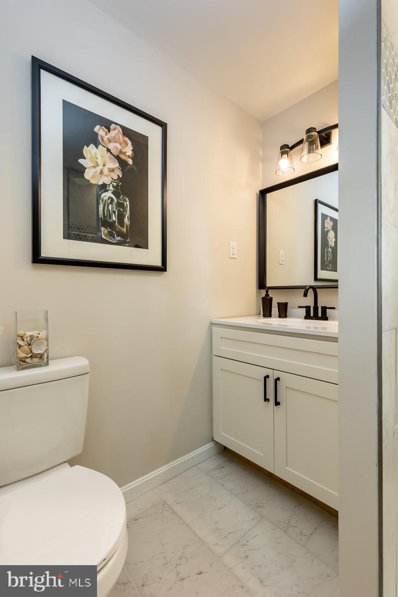 RUSTIC HILLS - Residential