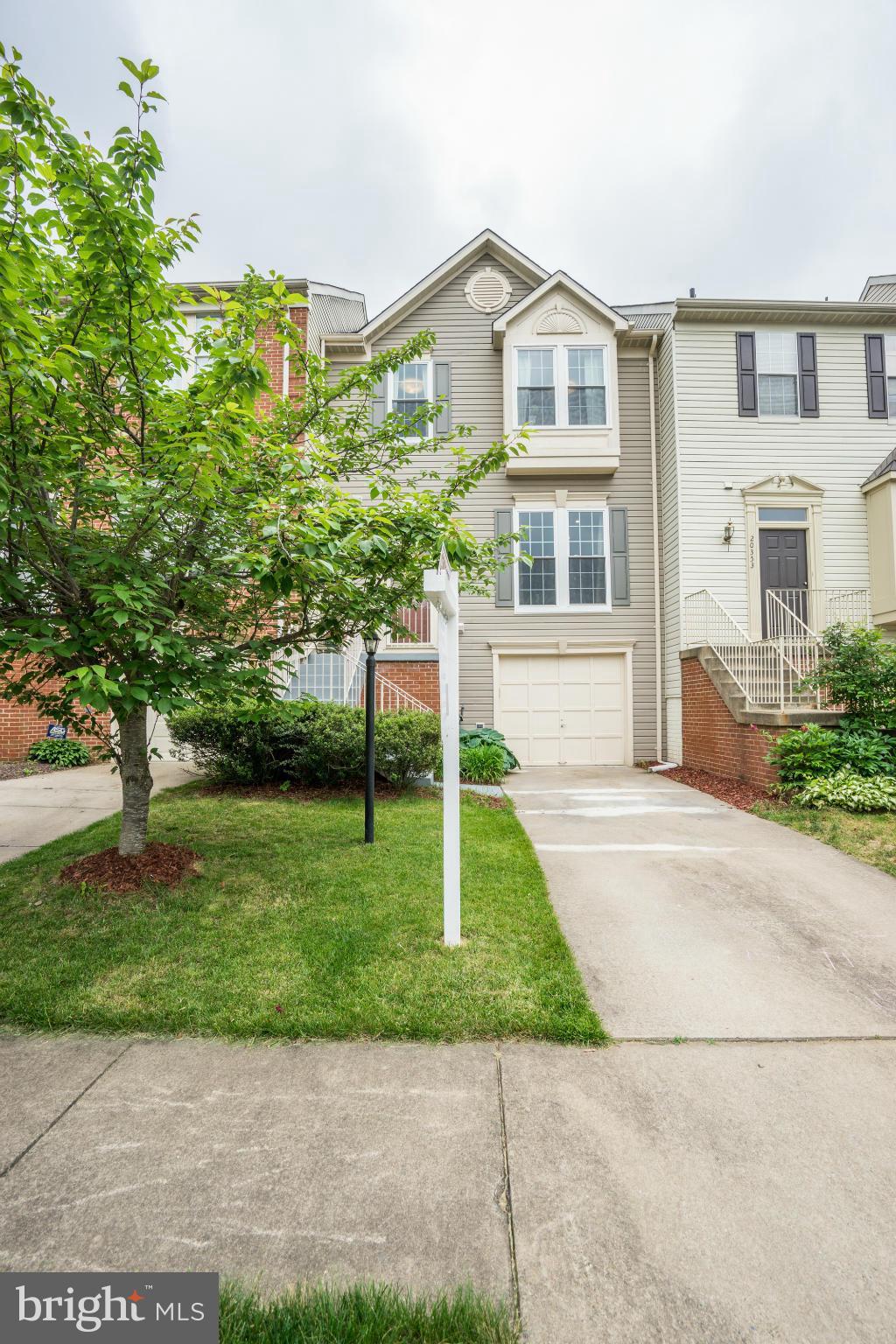 POTOMAC LAKES - Residential