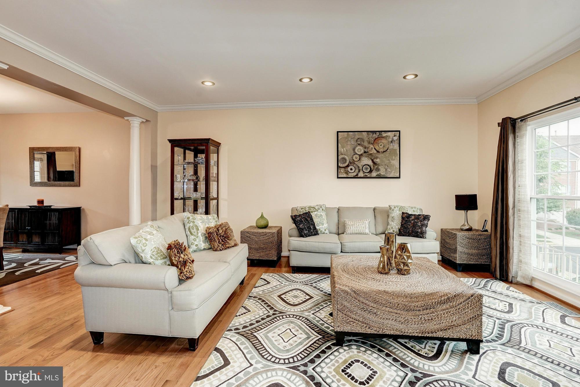 POTOMAC LAKES - Residential