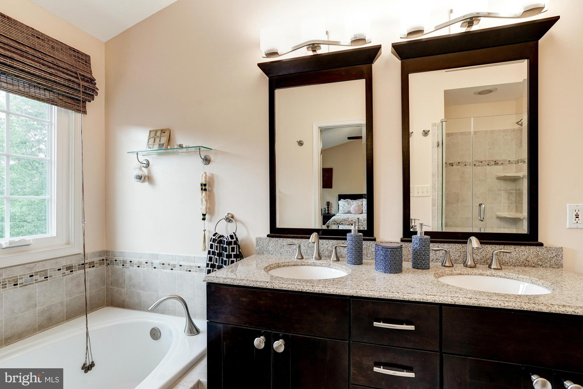 POTOMAC LAKES - Residential