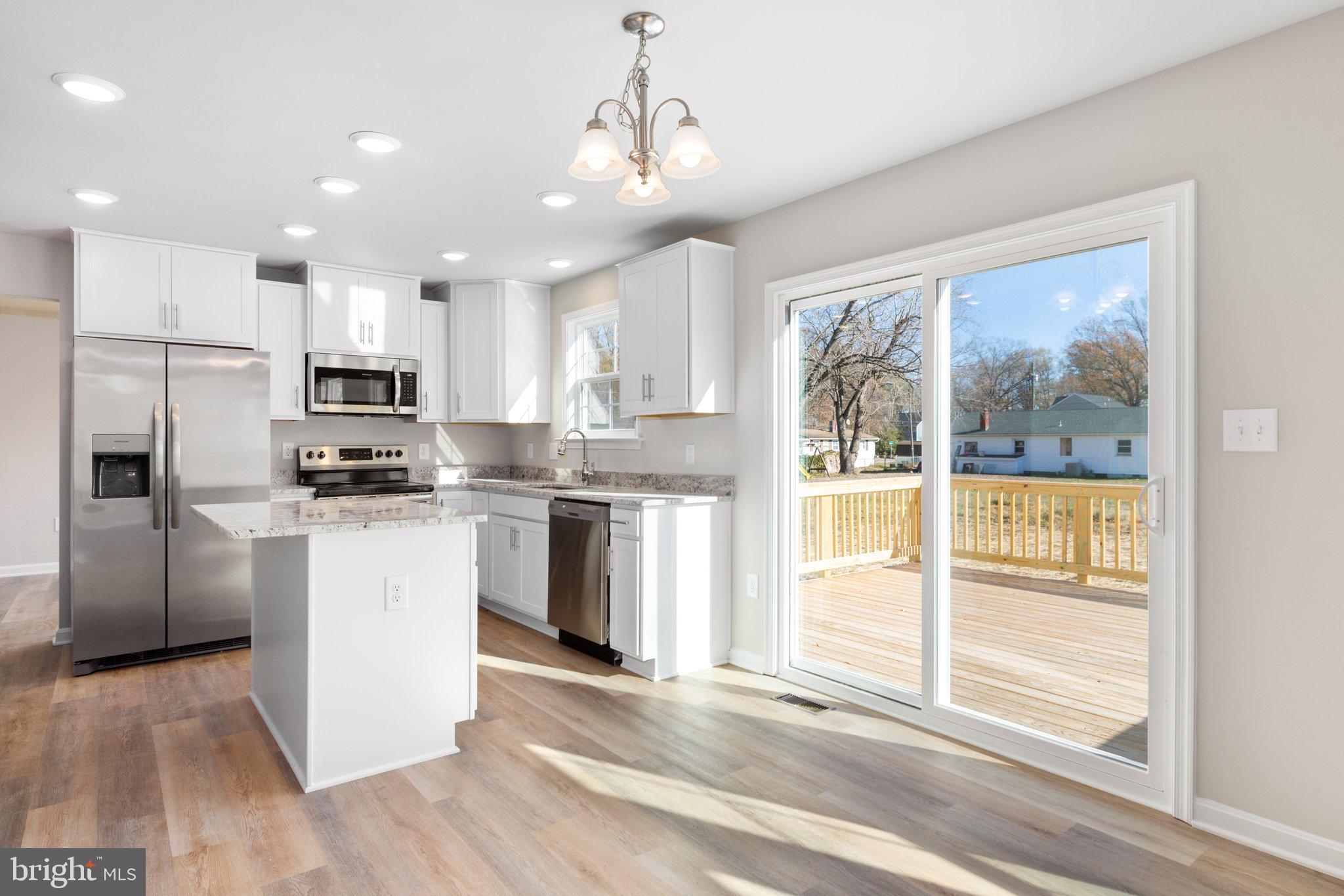 CABIN POINT / GLEBE HARBOR - Residential