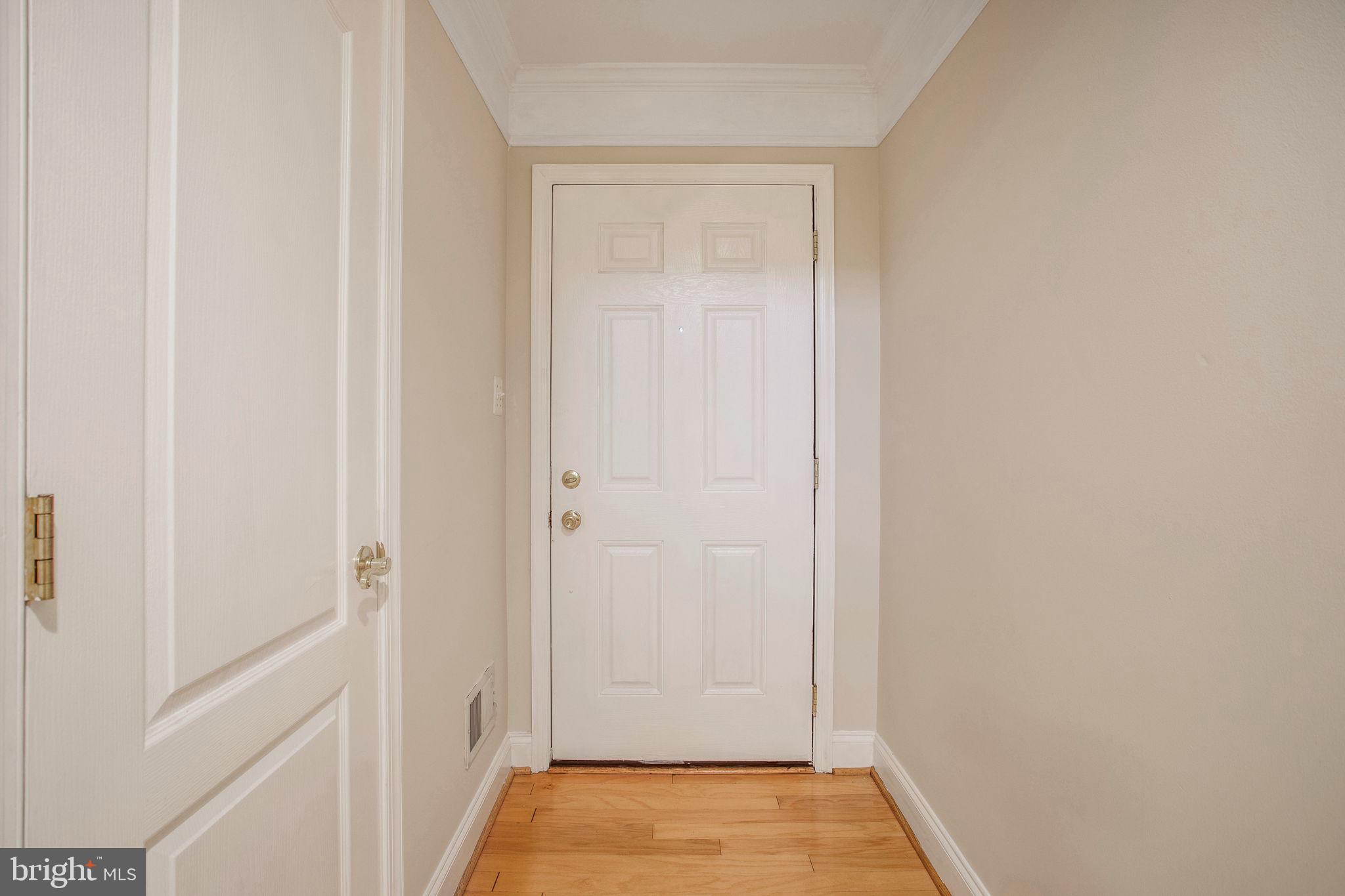 ETON SQUARE - Residential