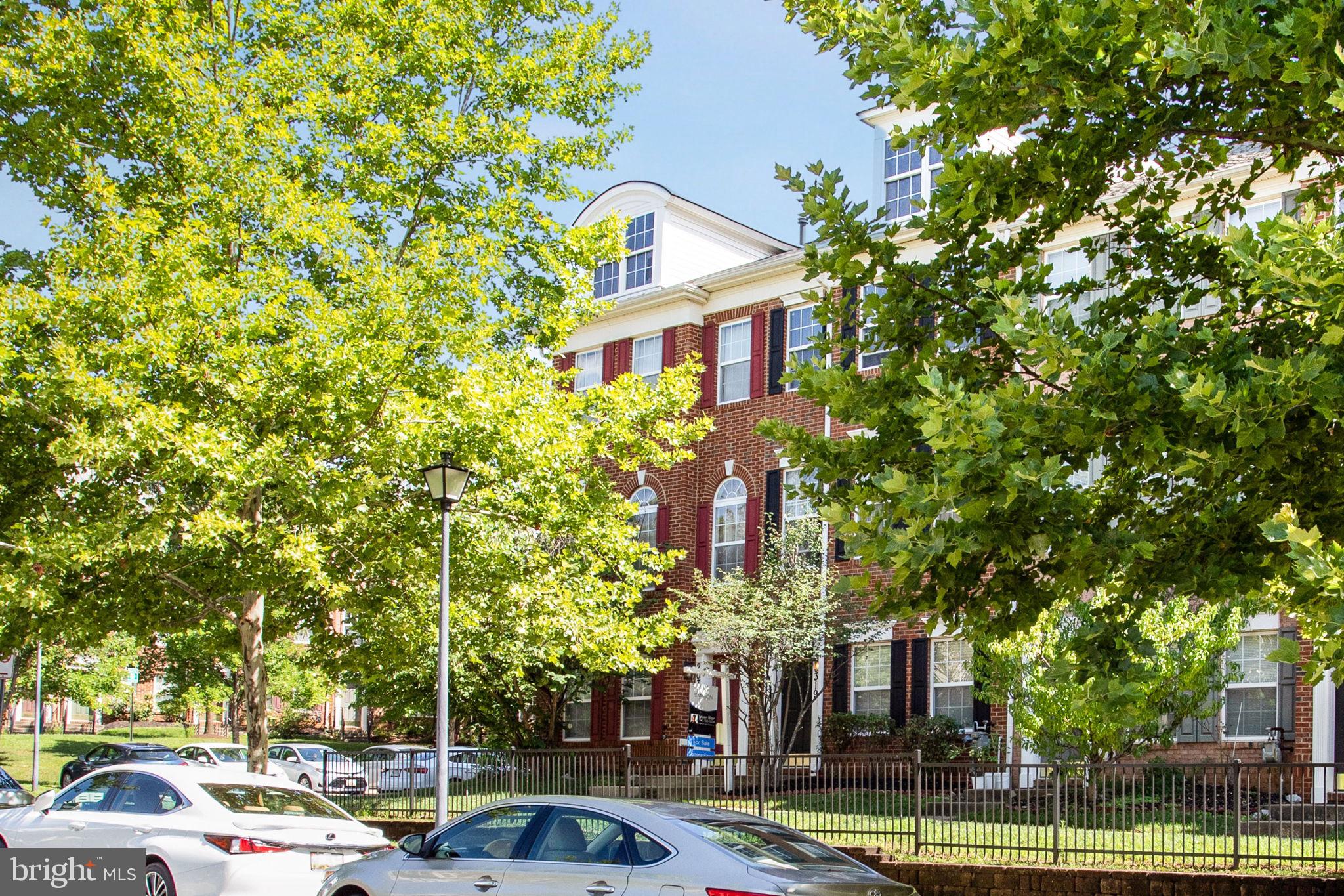 ETON SQUARE - Residential