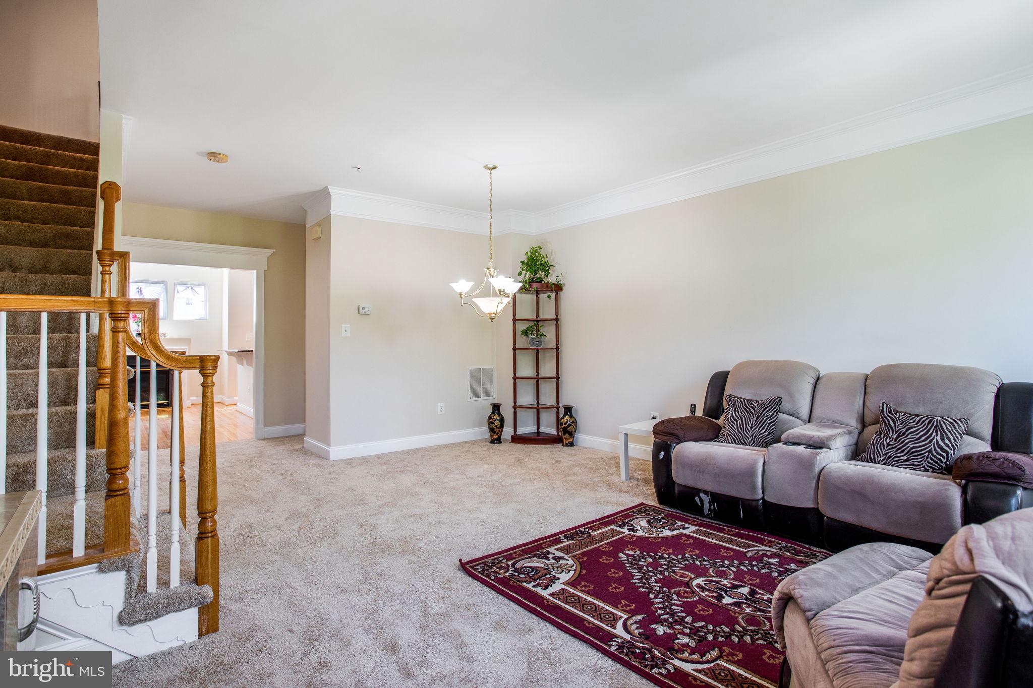 ETON SQUARE - Residential