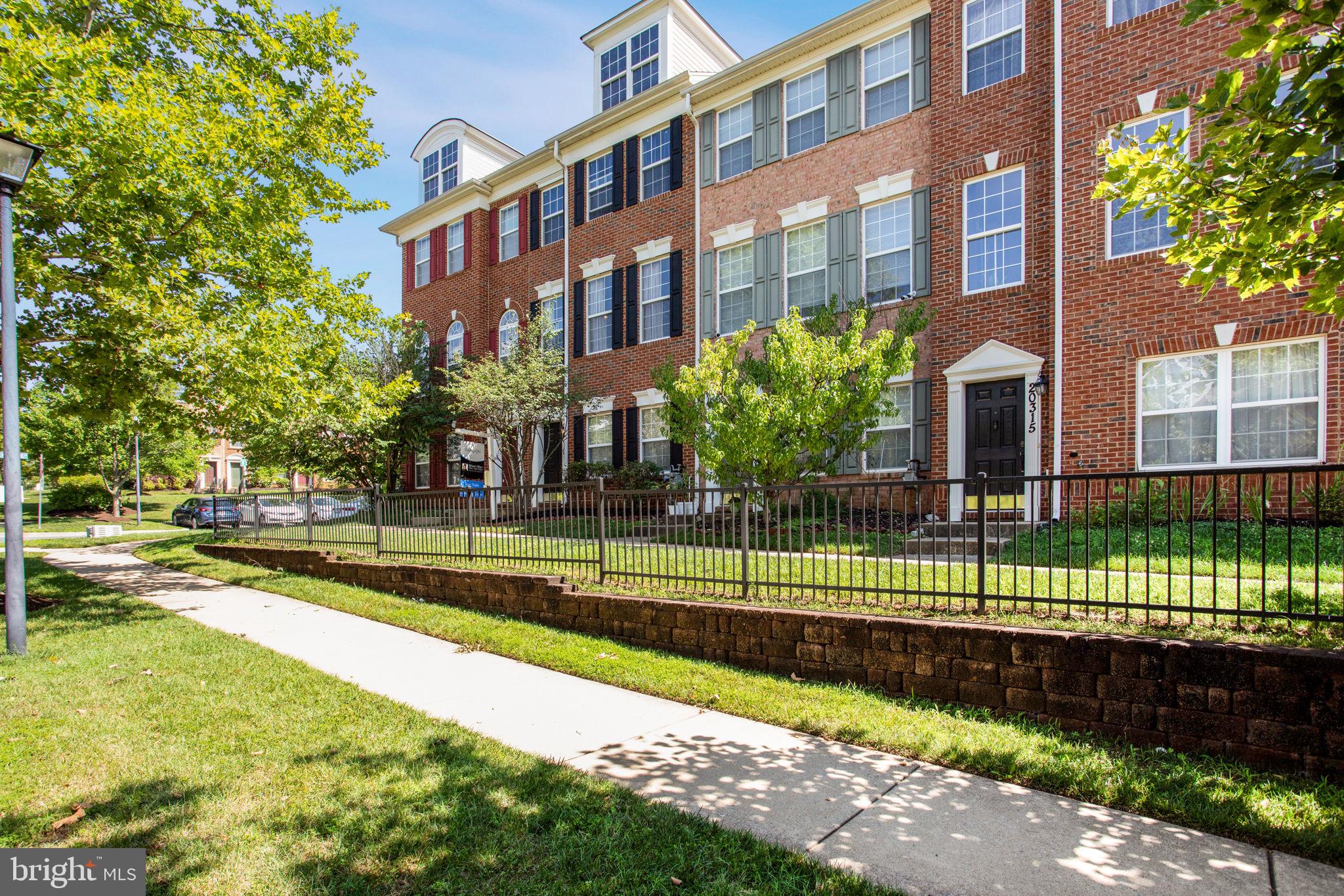 ETON SQUARE - Residential