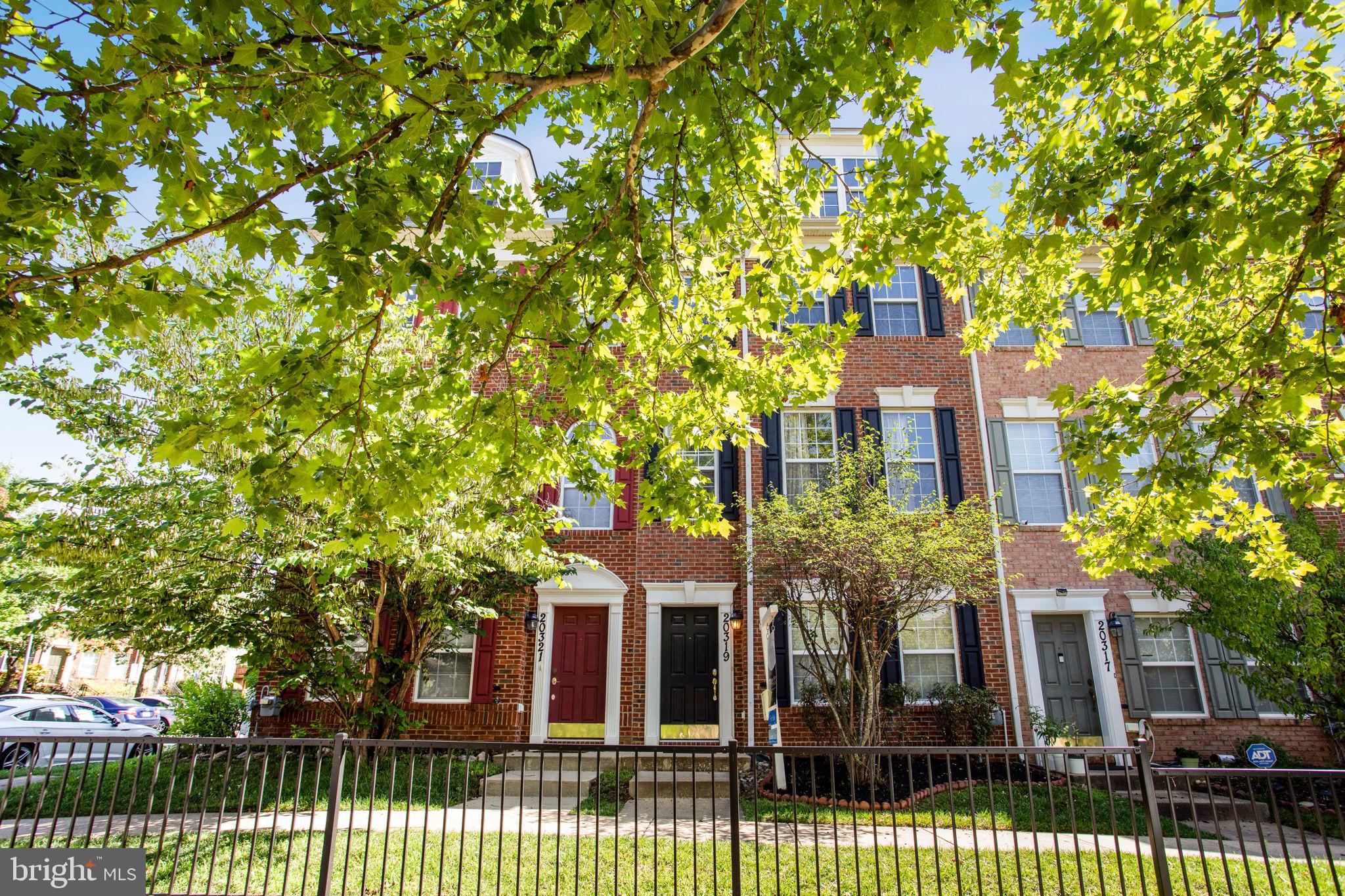 ETON SQUARE - Residential