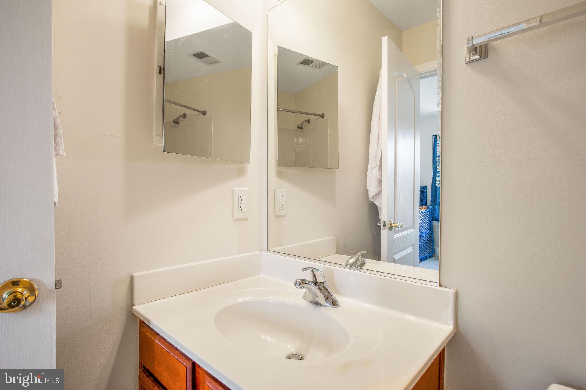 ETON SQUARE - Residential