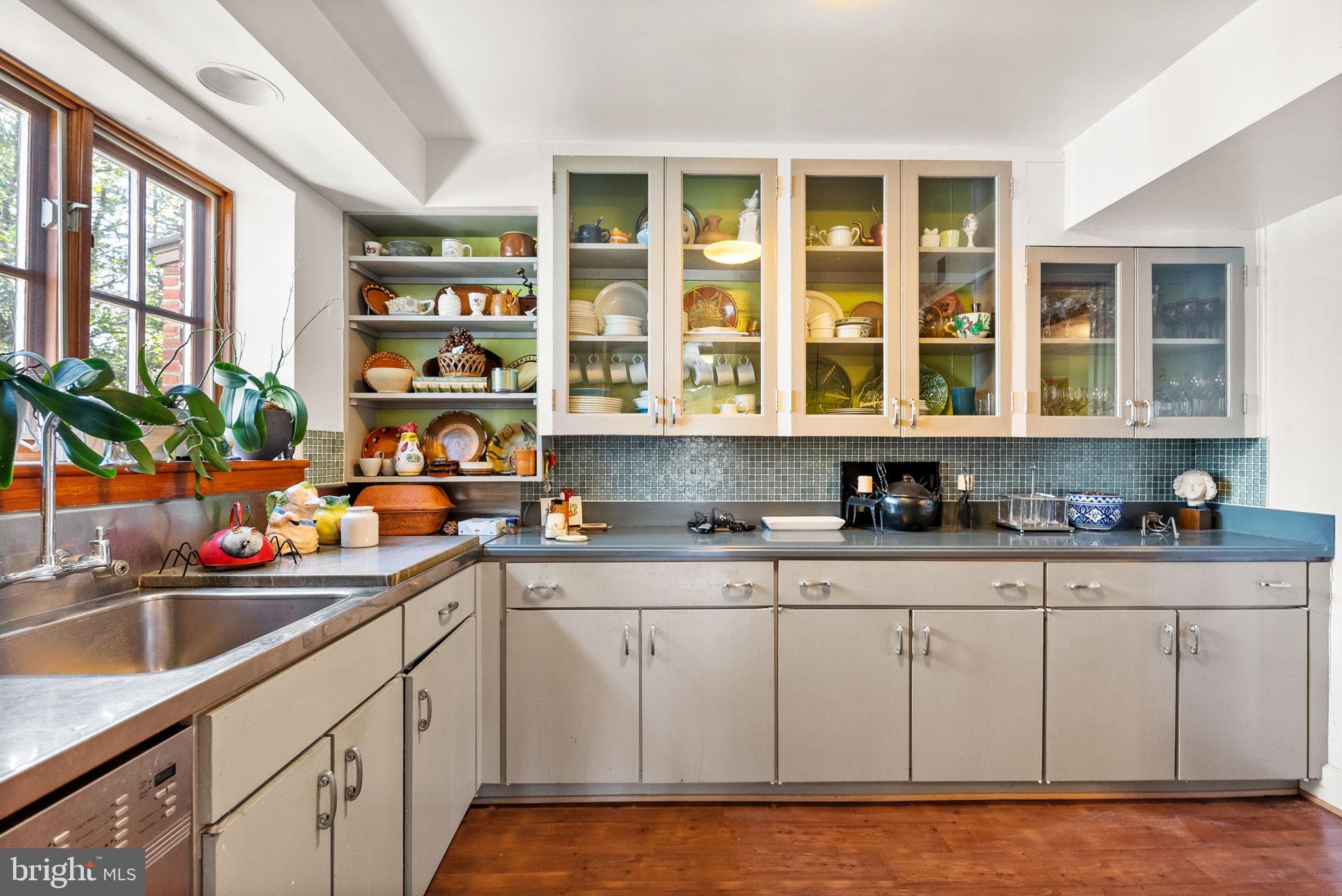 CLEVELAND PARK - Residential