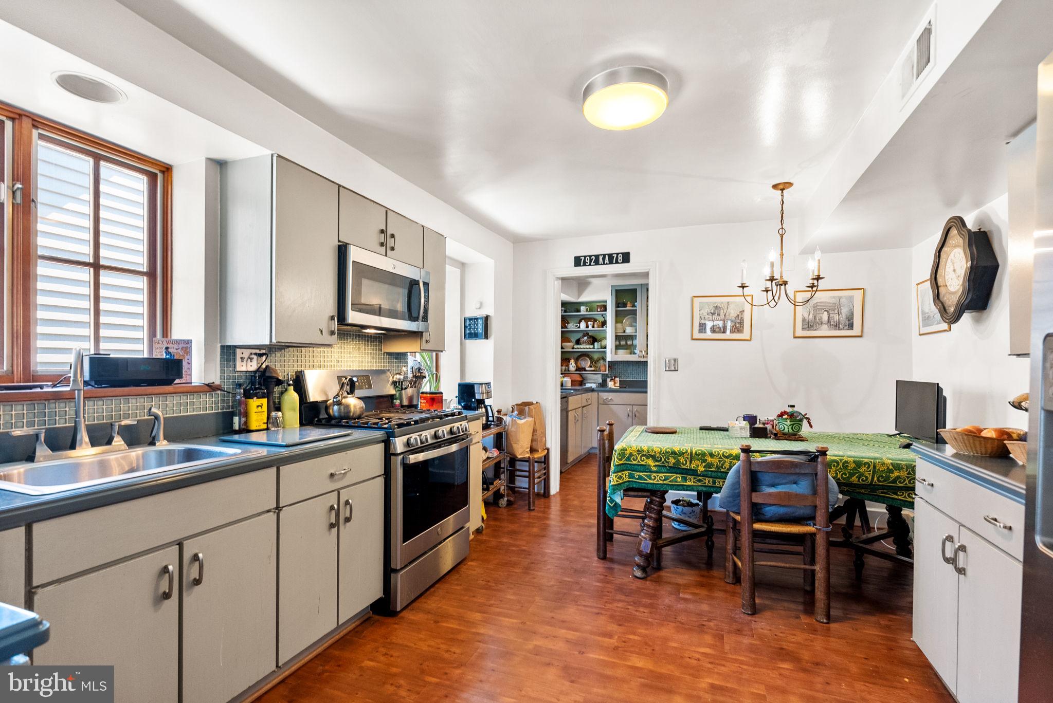 CLEVELAND PARK - Residential
