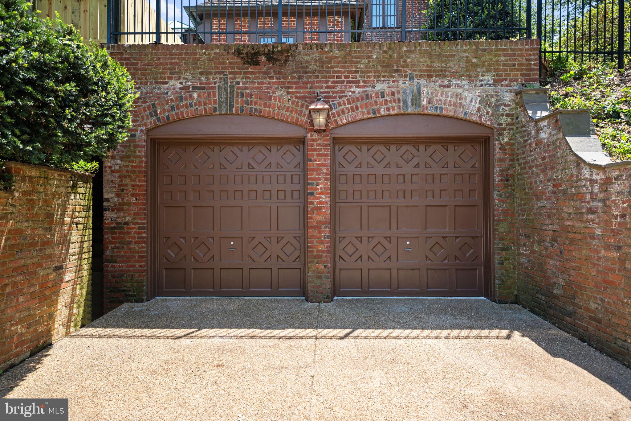CLEVELAND PARK - Residential