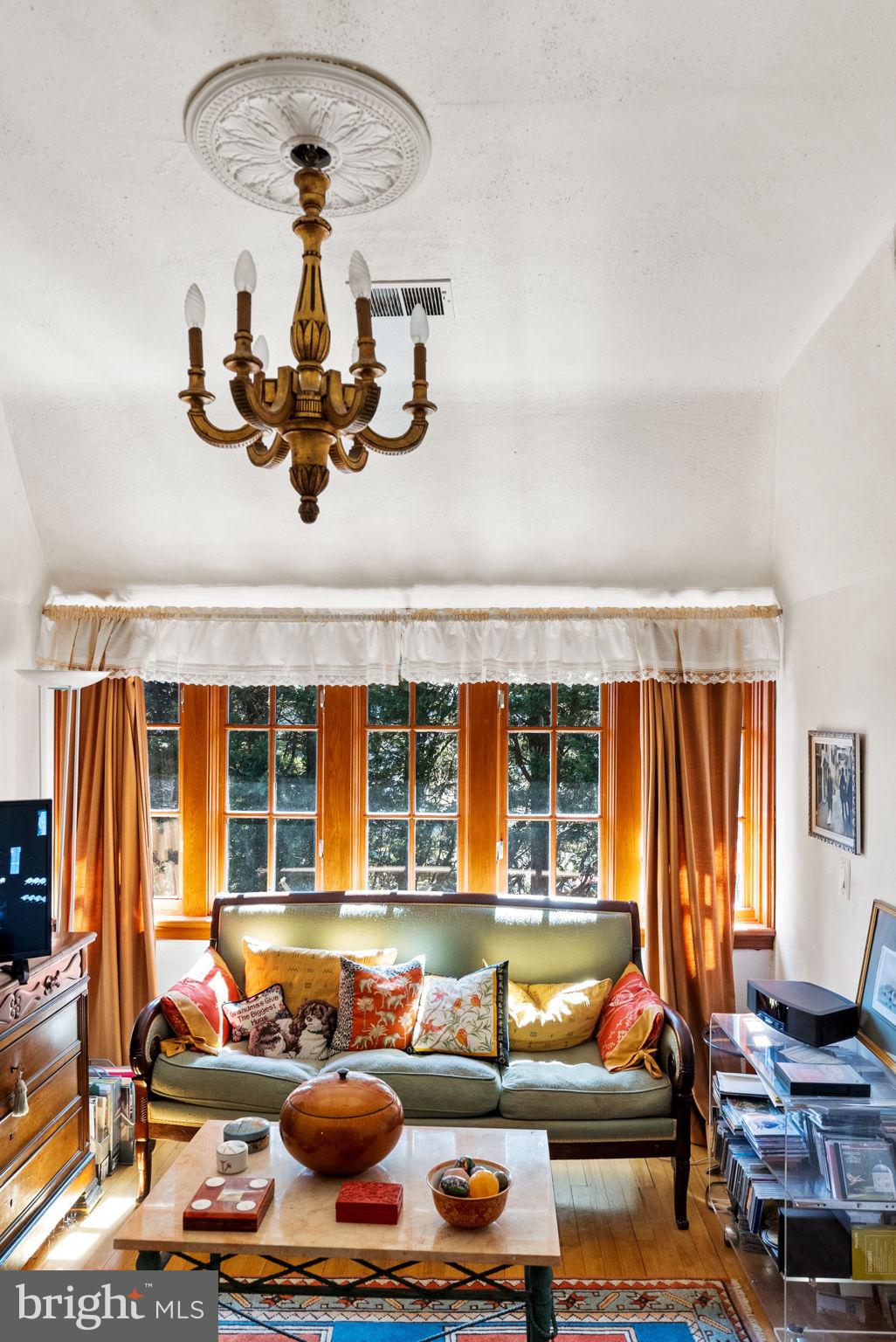 CLEVELAND PARK - Residential