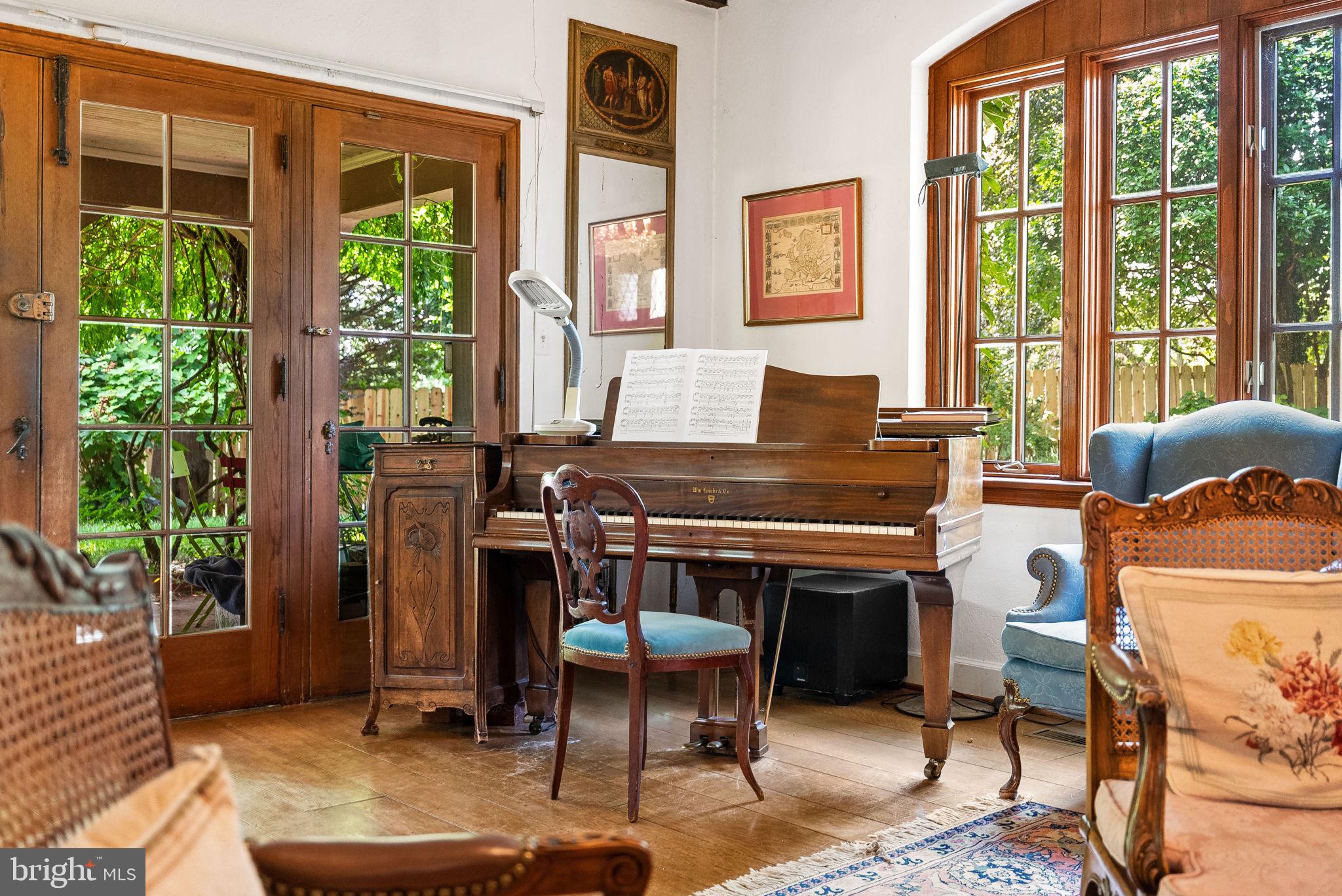CLEVELAND PARK - Residential