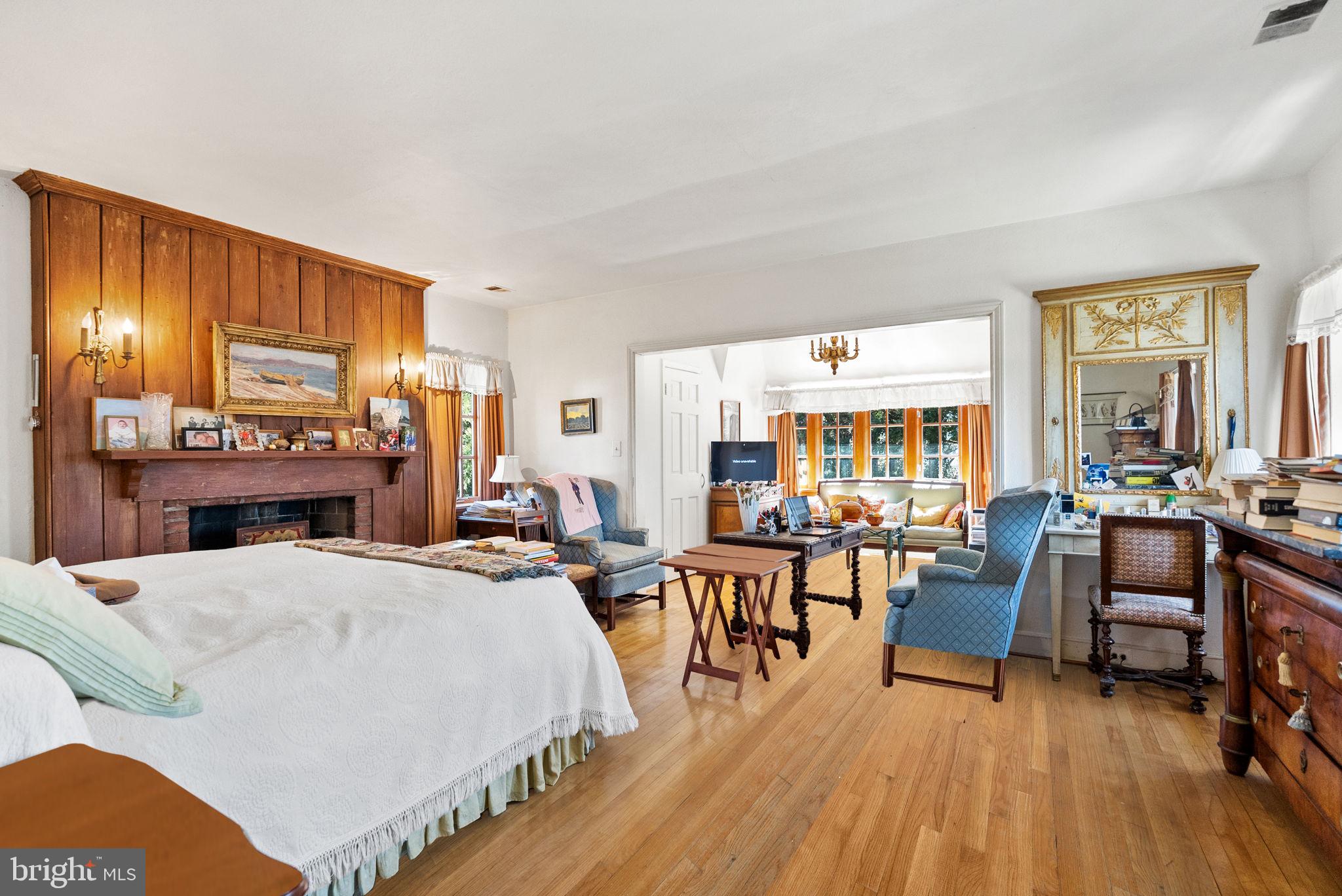 CLEVELAND PARK - Residential