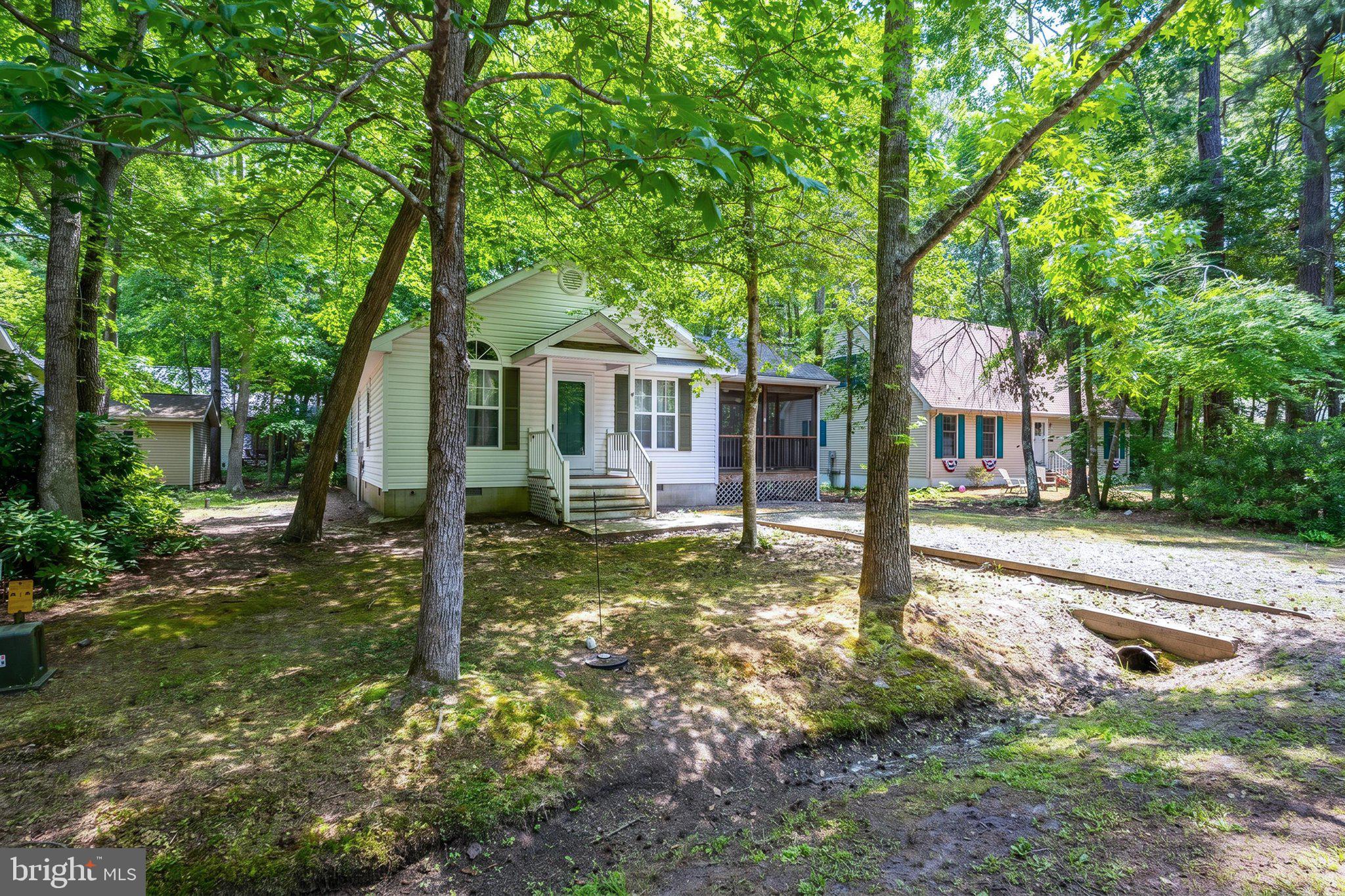 9 CAMELOT CIRCLE