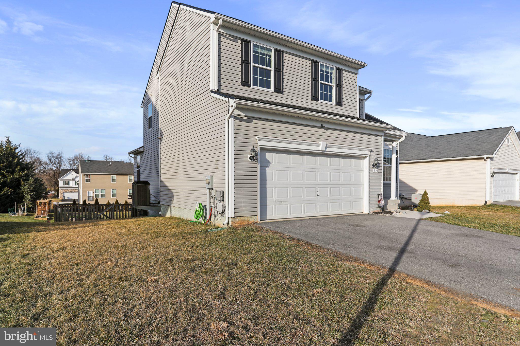 SPRUCE HILL NORTH - Residential