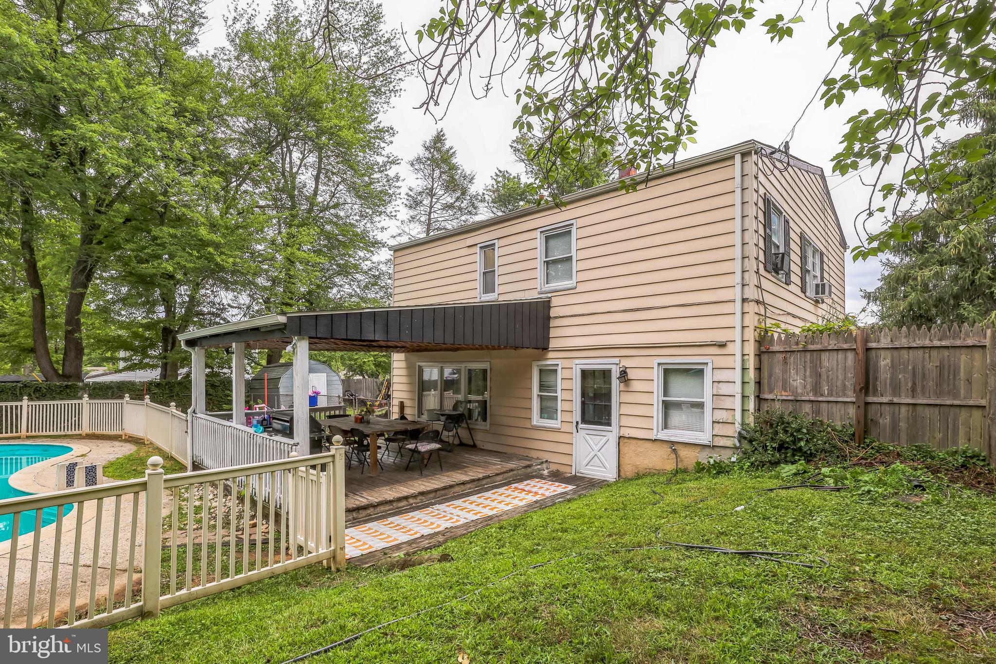 CENTER SQ GREEN - Residential