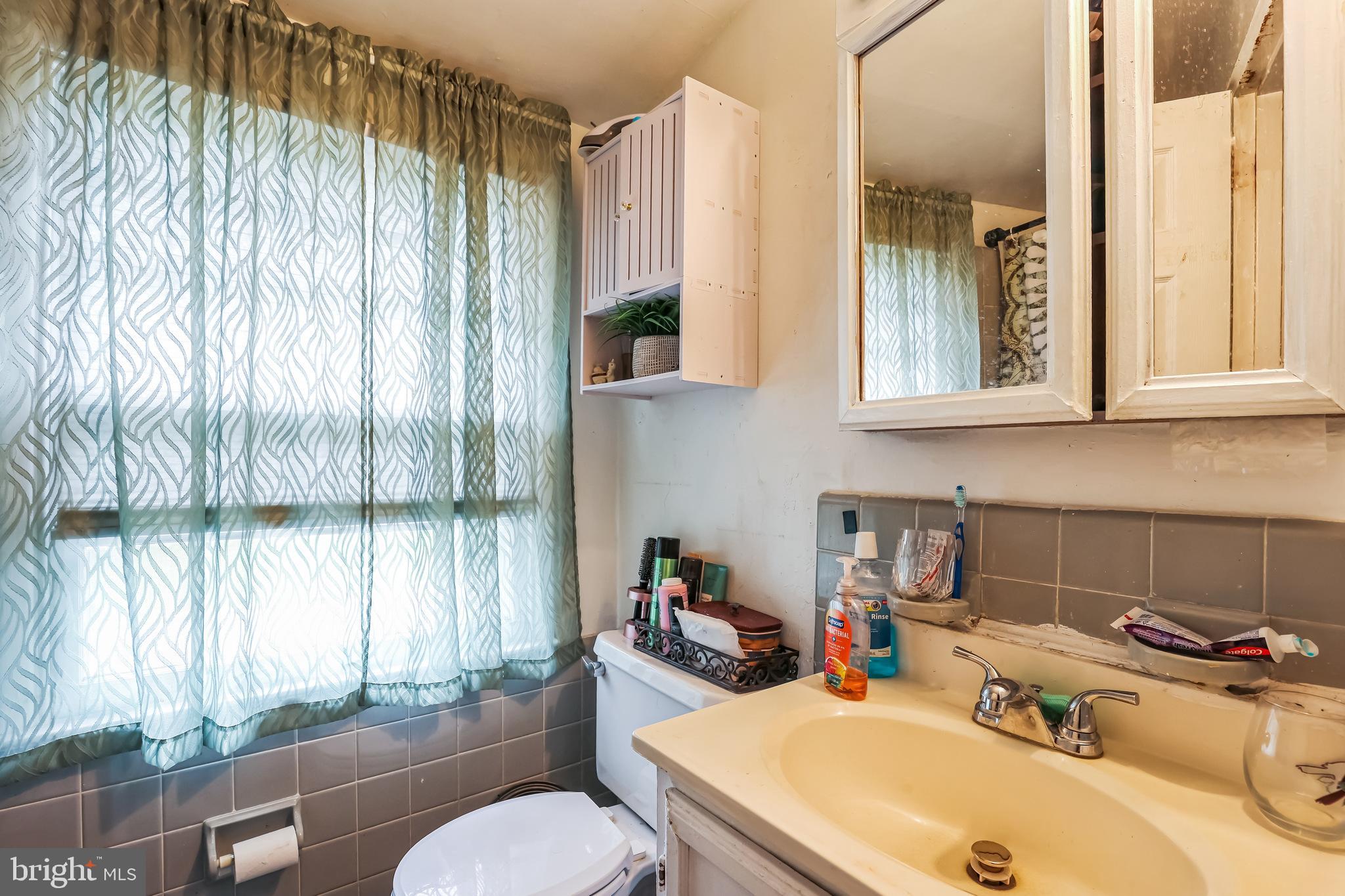 CENTER SQ GREEN - Residential