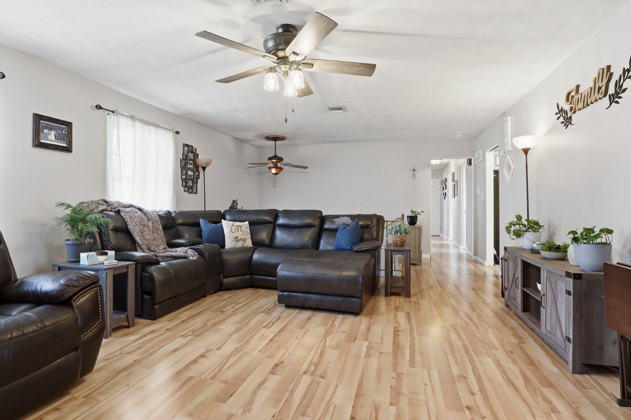 2874 SUNSET DRIVE