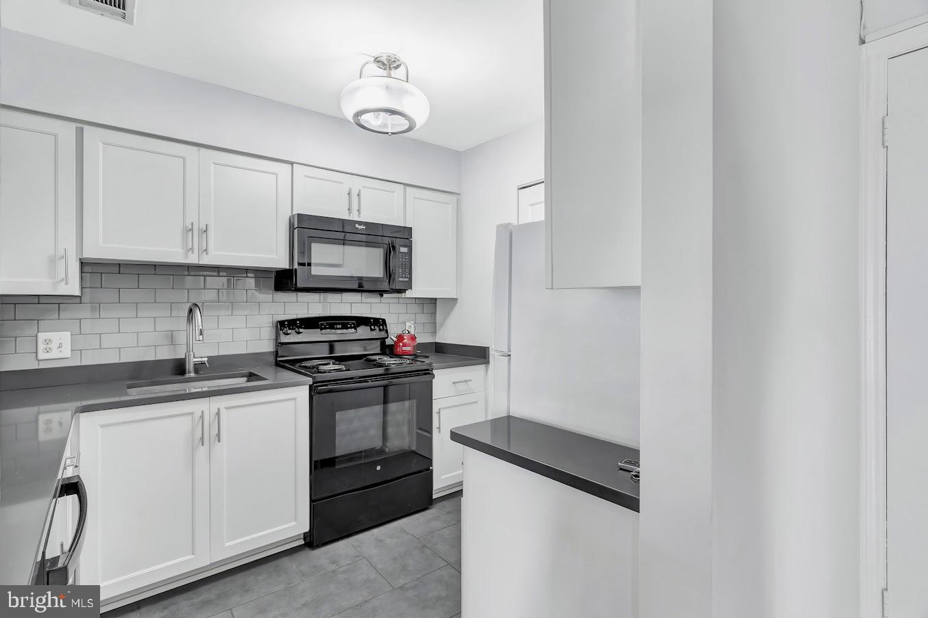 GABLES OF TUCKERMAN - Residential